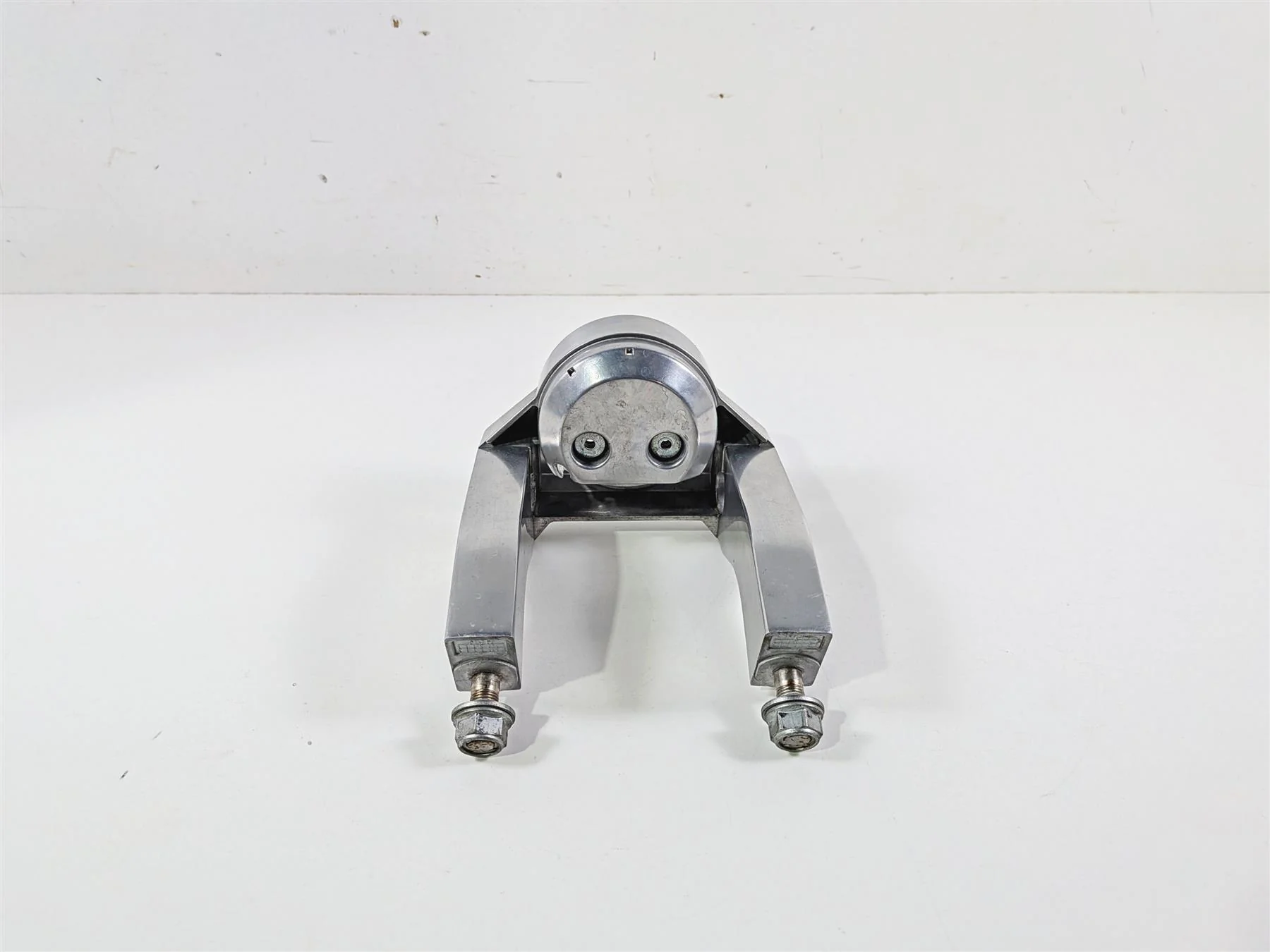 2003 Honda V-Twin VTX1800 C Handlebar Riser Holder Set 5.5" 53231-MCH-000 - Image 3