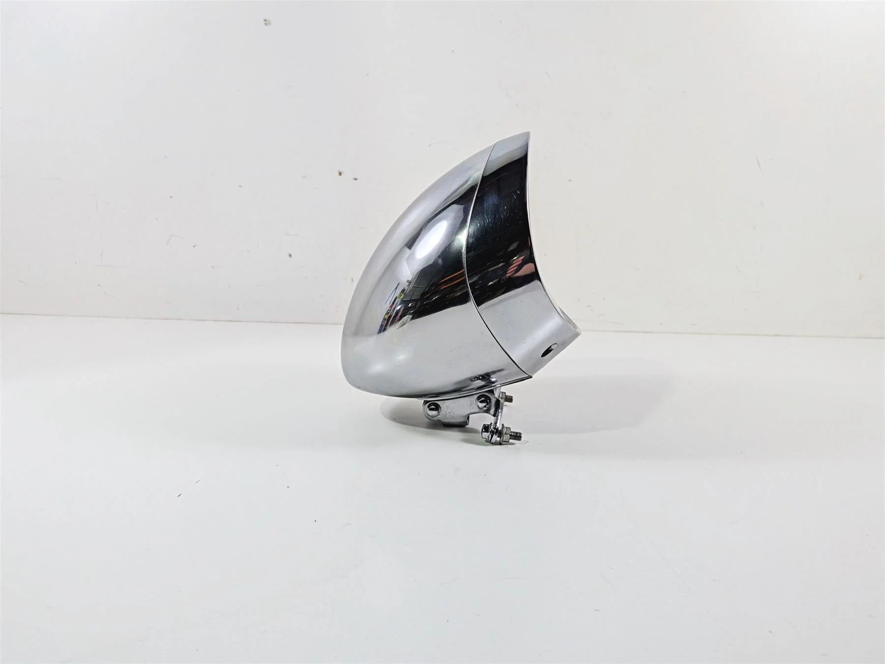 2003 Honda V-Twin VTX1800 C Headlight & Housing Set - Nice 61301-MCH-670 - Image 4