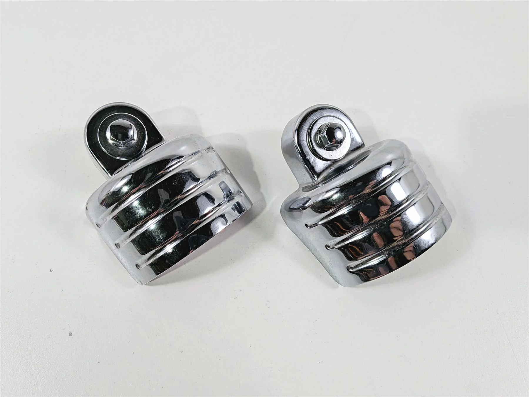 2003 Honda V-Twin VTX1800 C Kuryakyn Chrome Rear Shock Top Covers 8261 - Image 12