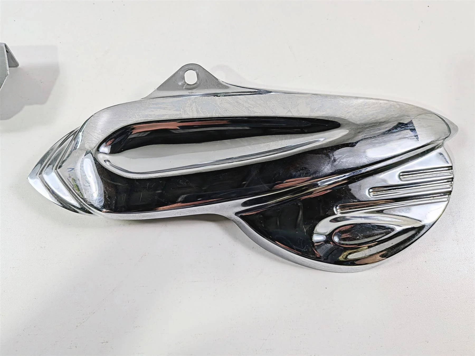 2003 Honda V-Twin VTX1800 C Kuryakyn Swingarm Differential Cover Set 8285 8688 - Image 4