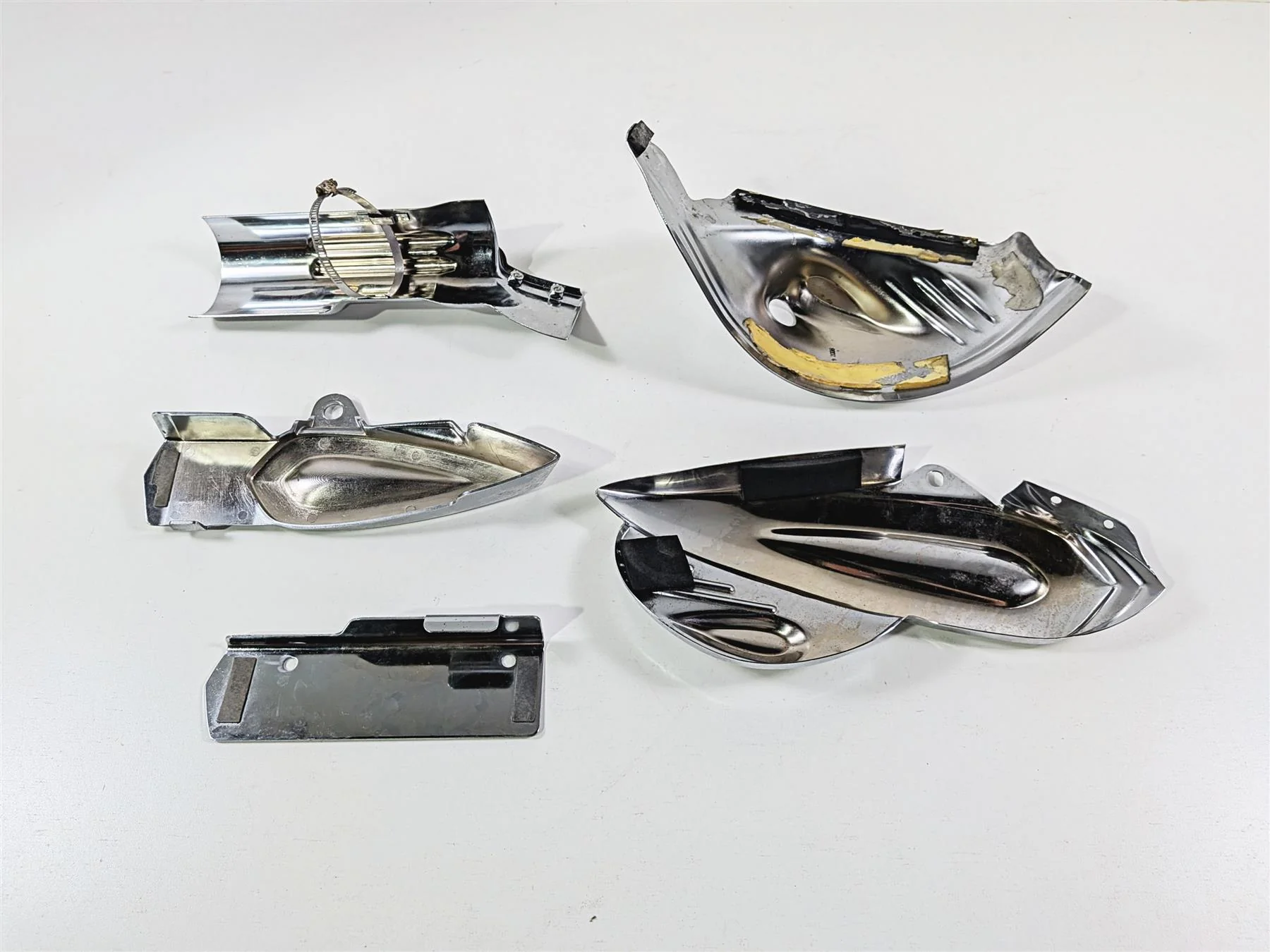 2003 Honda V-Twin VTX1800 C Kuryakyn Swingarm Differential Cover Set 8285 8688 - Image 7