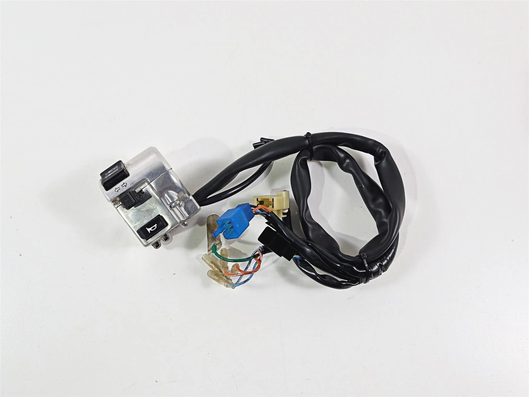 2003 Honda V-Twin VTX1800 C Left Hand Control Switch 35020-MCH-000