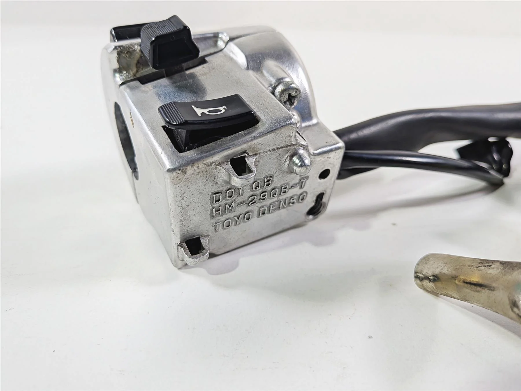 2003 Honda V-Twin VTX1800 C Left Hand Control Switch 35020-MCH-000 - Image 8