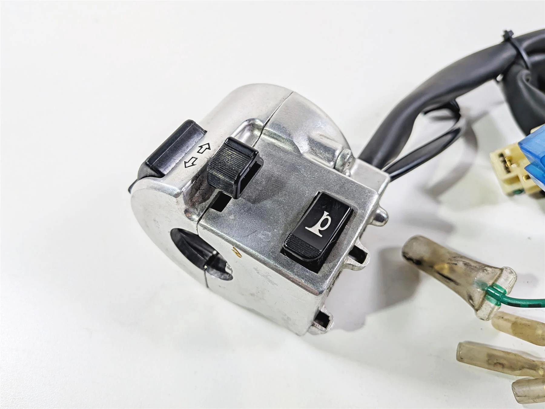 2003 Honda V-Twin VTX1800 C Left Hand Control Switch 35020-MCH-000 - Image 9