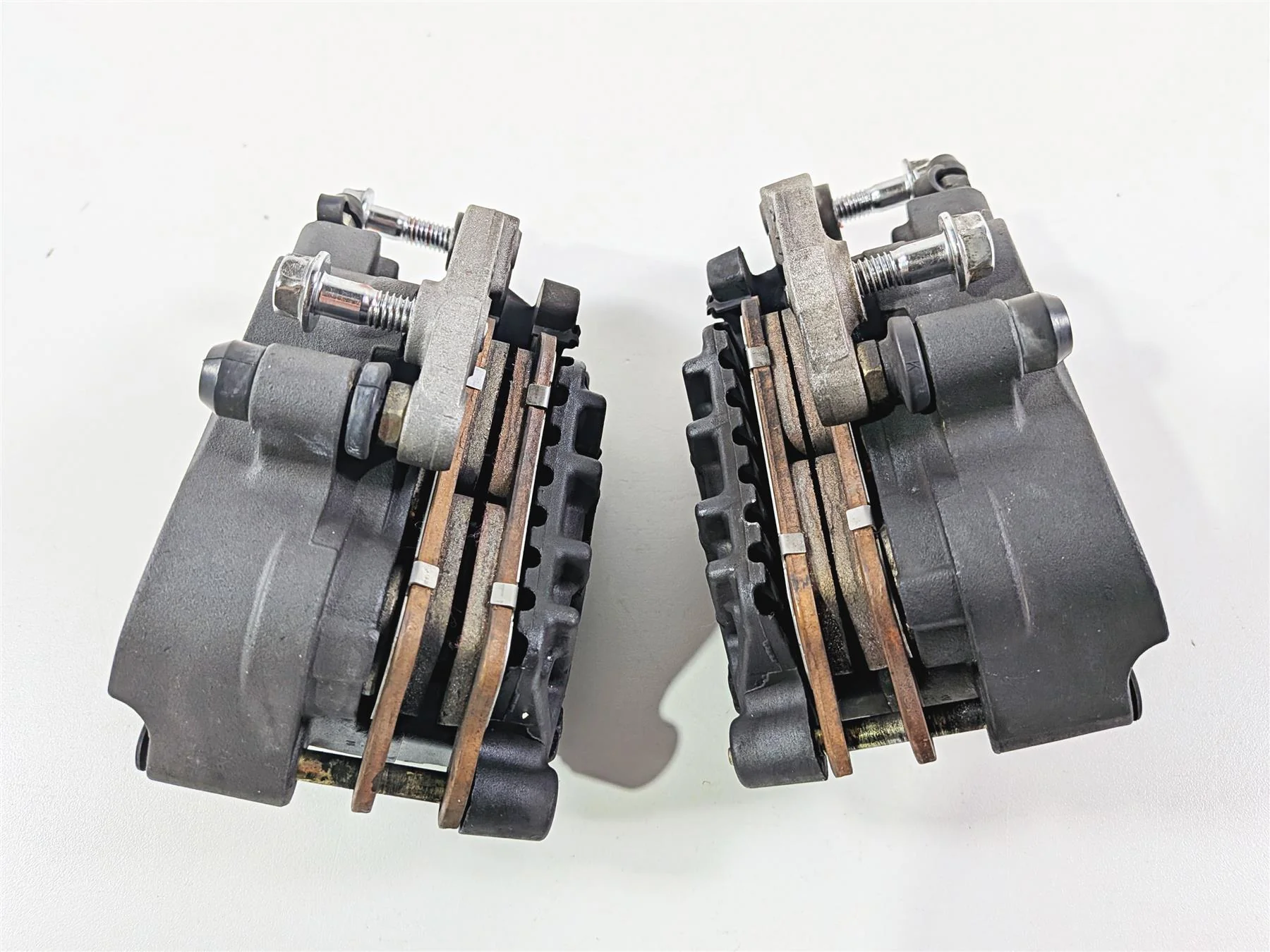 2003 Honda V-Twin VTX1800 C Nissin Front Brake Caliper Set 45150-MCH-006 - Image 7