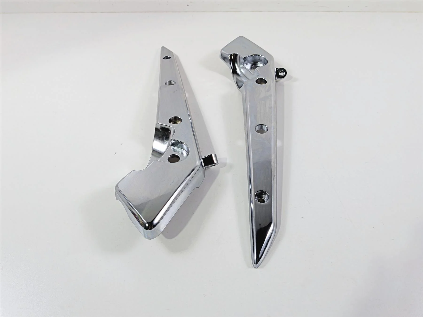 2003 Honda V-Twin VTX1800 C Rear Fender Frame Struts 77330-MCH-000 77340-MCH-000 - Image 5