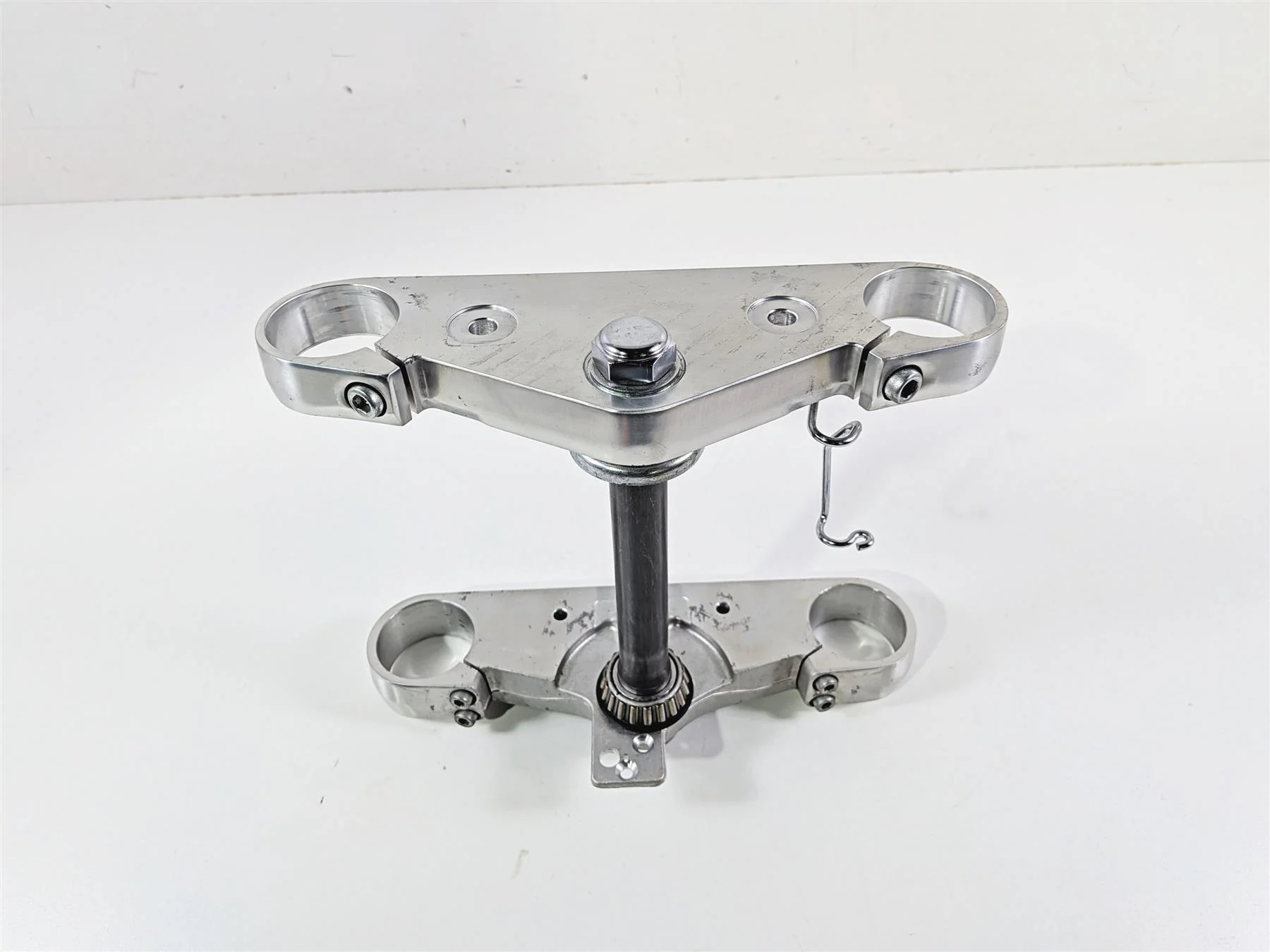 2003 Honda V-Twin VTX1800 C Upper & Lower Triple Tree Set 53219-MCH-000 - Image 2