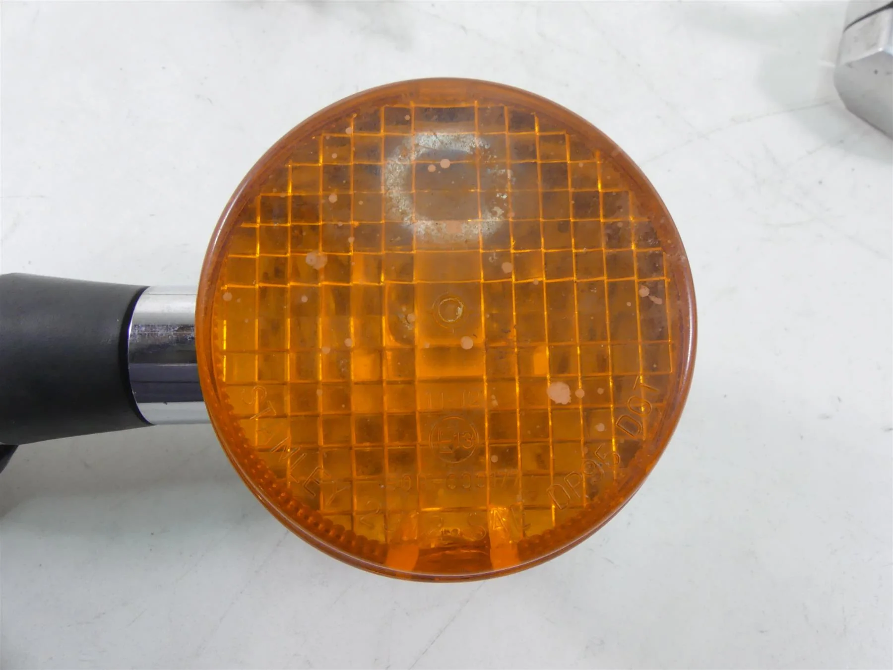 2003 Honda VTX1800R Front Blinker Turn Signal Lights & Clamp Set 33400-MBH-672 - Image 8