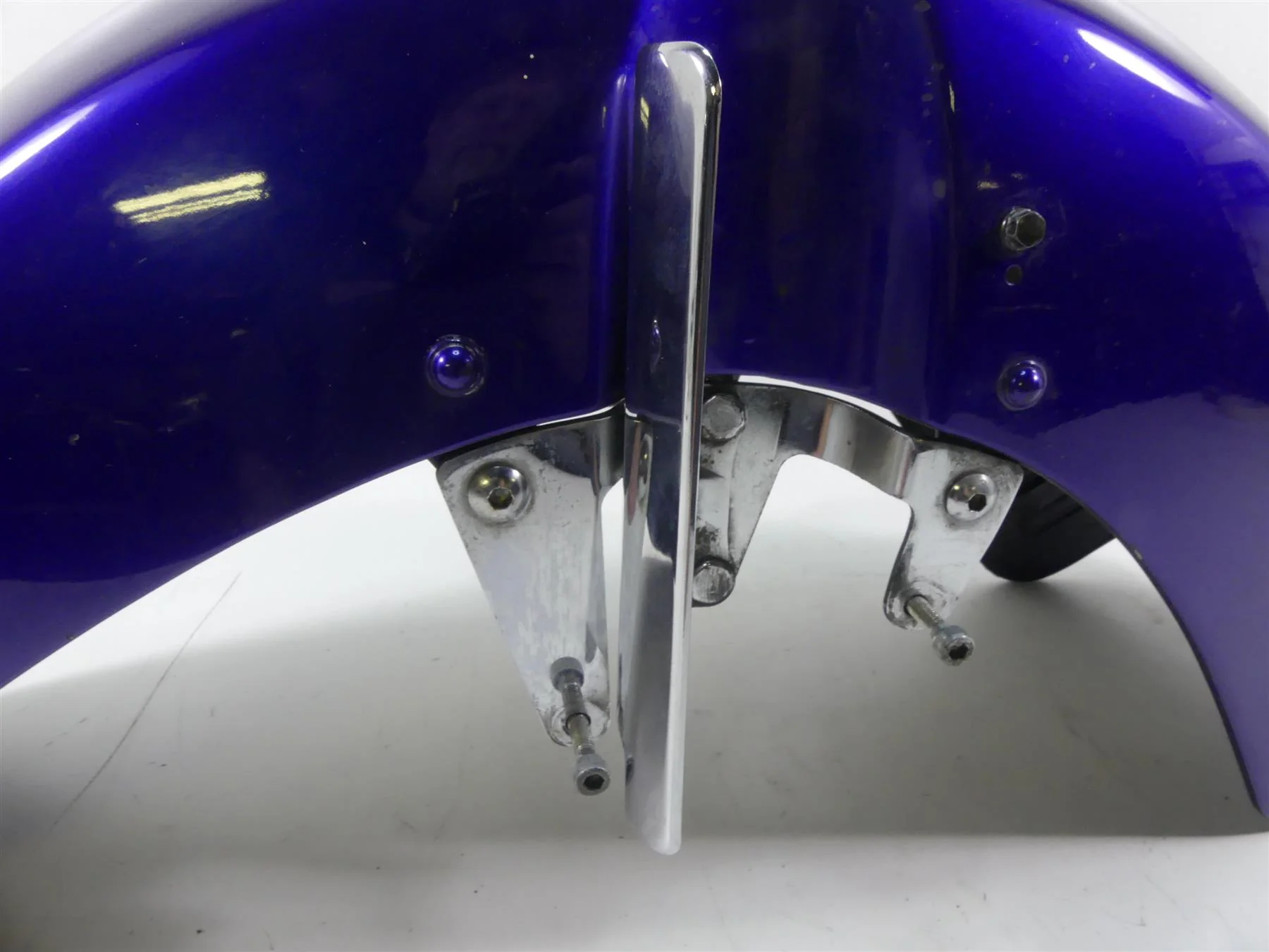 2003 Honda VTX1800R Front Fender Tire Hugger Mud Guard - Dent 61100-MCV-R10ZA - Image 7