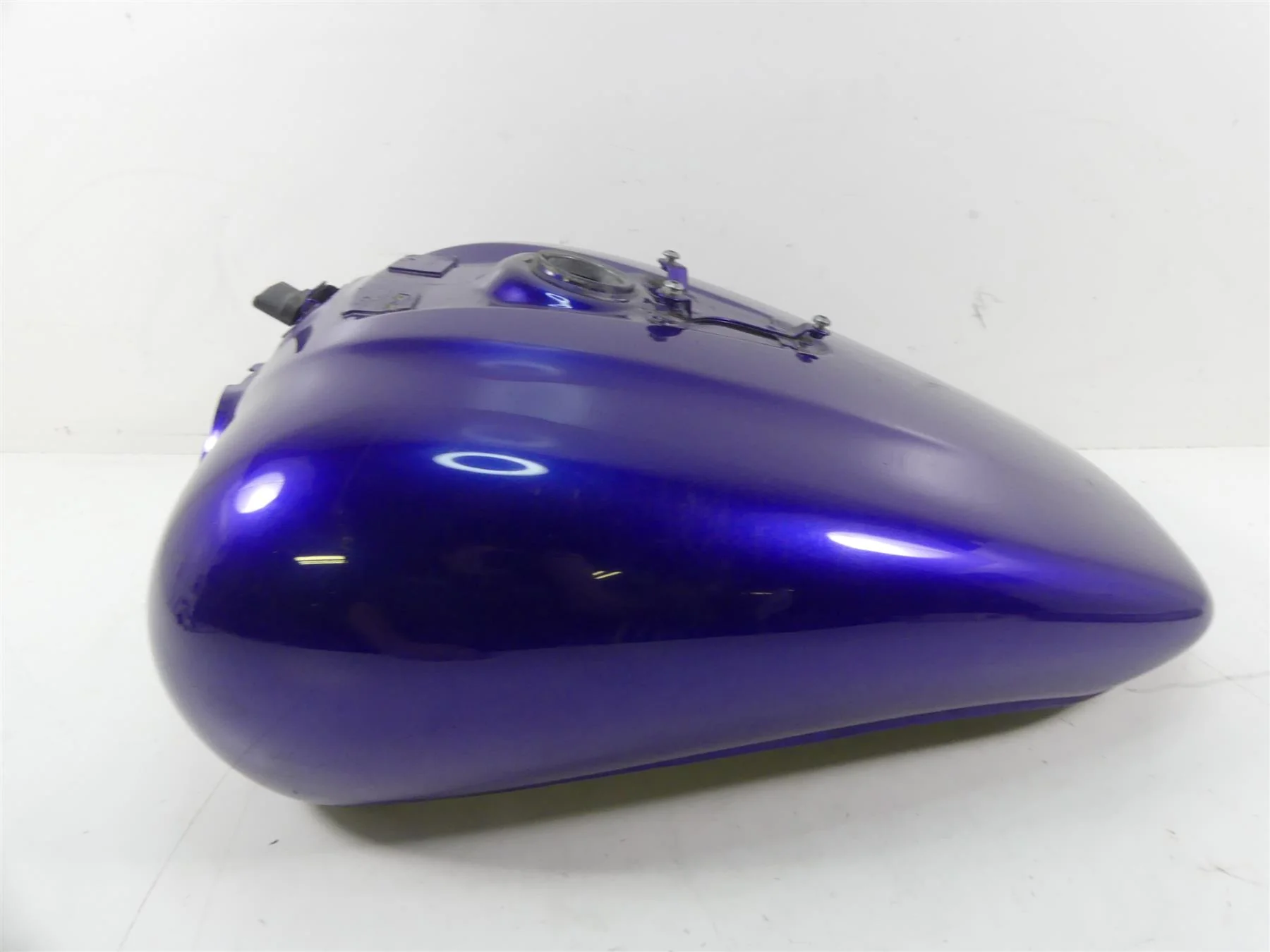 2003 Honda VTX1800R Fuel Gas Petrol Tank Reservoir - Read 17520-MCV-670Z - Image 3