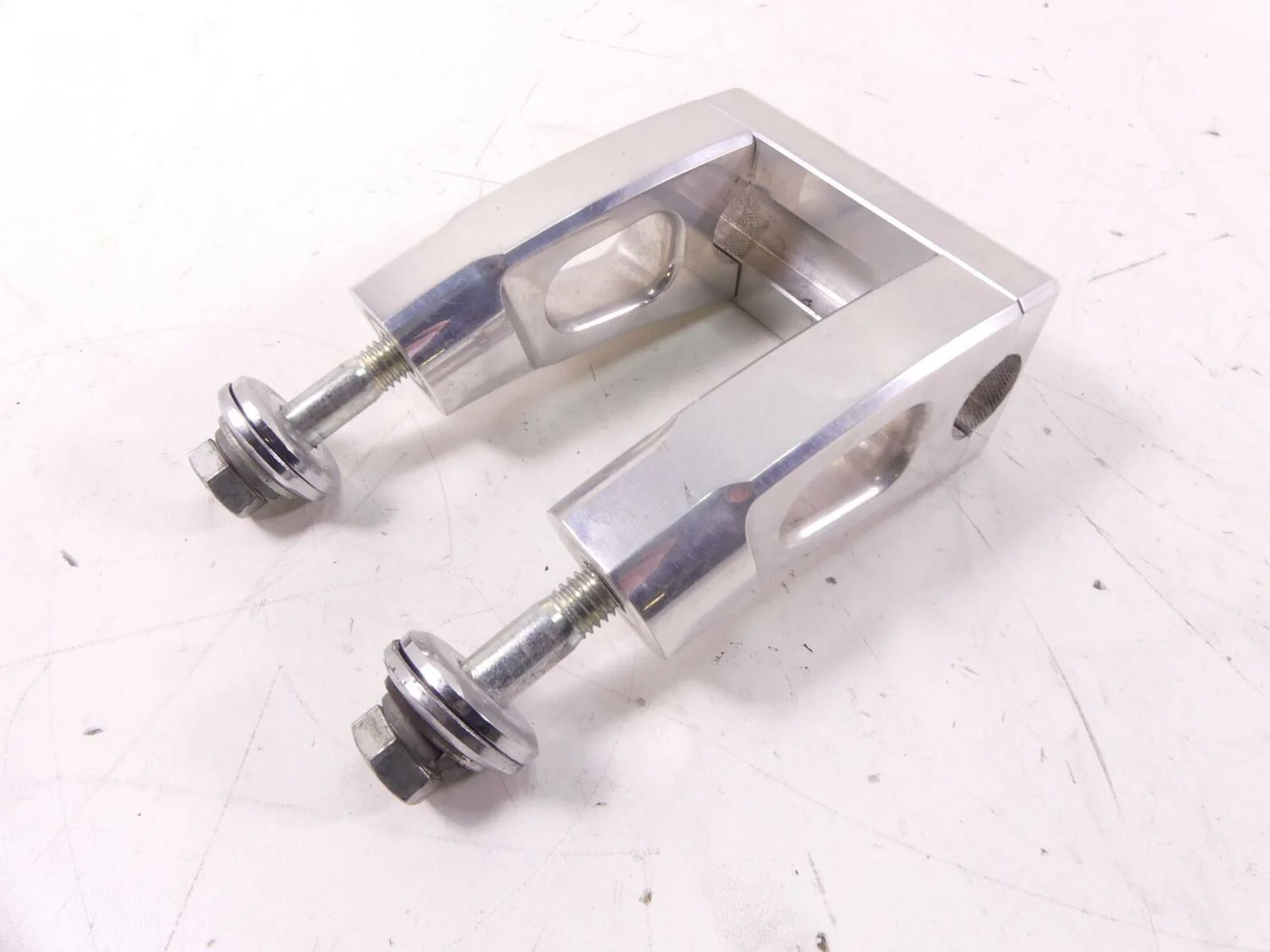 2003 Indian Spirit Springfield Handlebar Handle Bar Riser Holder Clamp Set 39-04 - Image 2