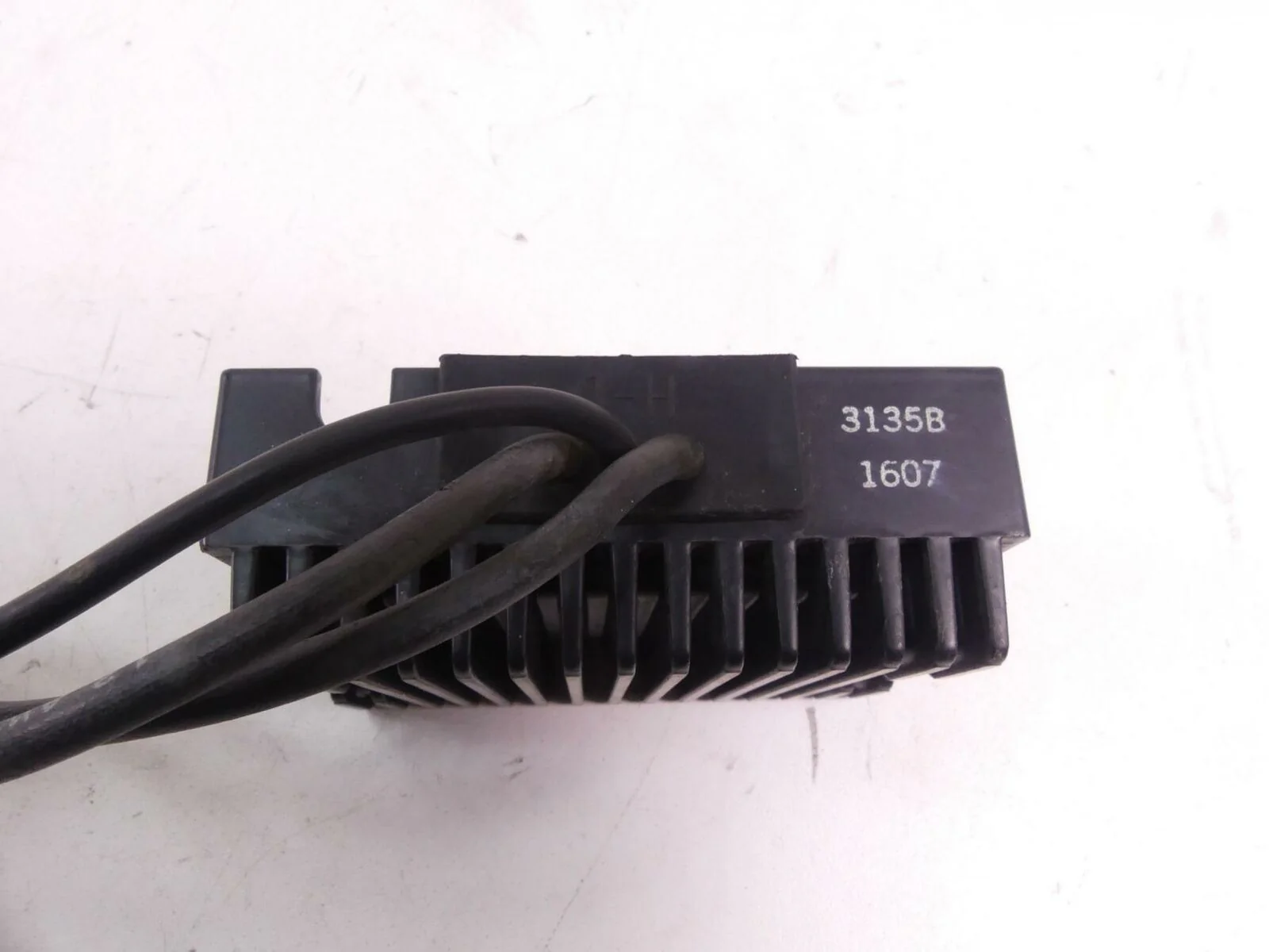 2003 Indian Spirit Springfield Rectifier Voltage Regulator 94-034 - Image 4