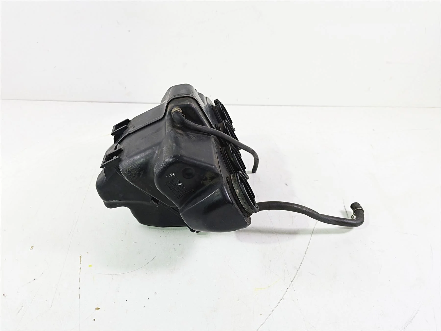 2003 Suzuki GSF1200 Bandit Air Filter Breather Cleaner Box 13700-32F00 - Image 3