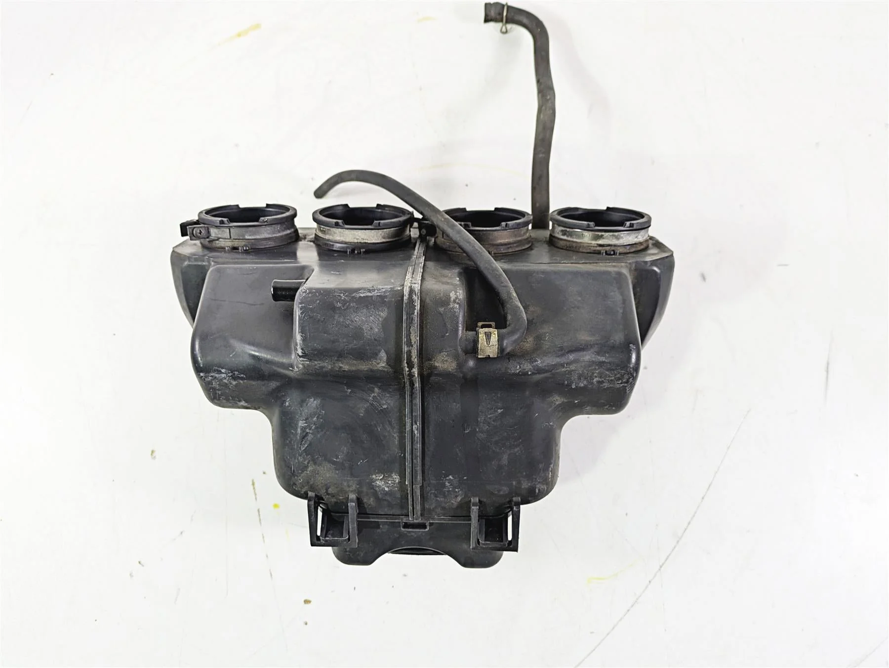2003 Suzuki GSF1200 Bandit Air Filter Breather Cleaner Box 13700-32F00 - Image 4