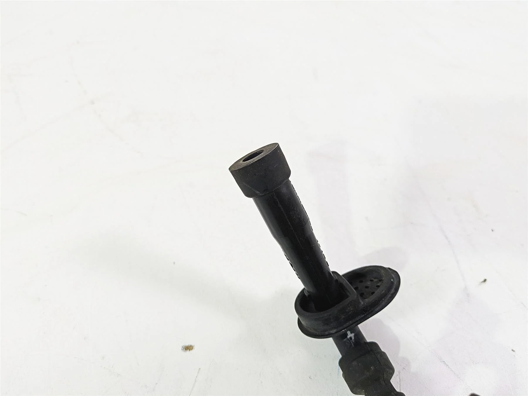 2003 Suzuki GSF1200 Bandit Denso Ignition Coil + Wiring & Plugs 33420-31F00 - Image 9