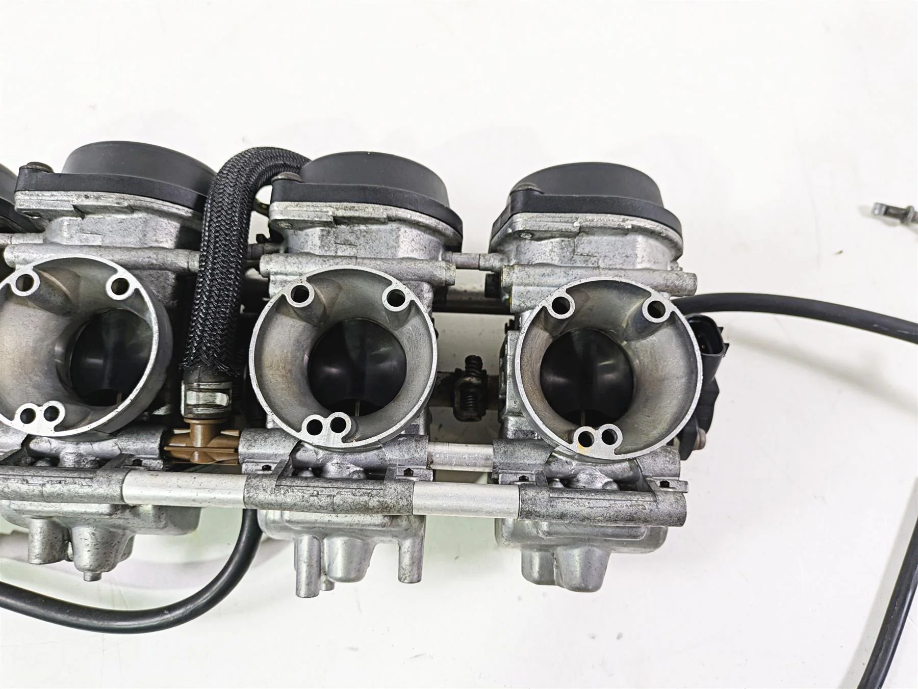 2003 Suzuki GSF1200 Bandit Mikuni Carb Carburetor Set - Read 13201-32F10 - Image 8