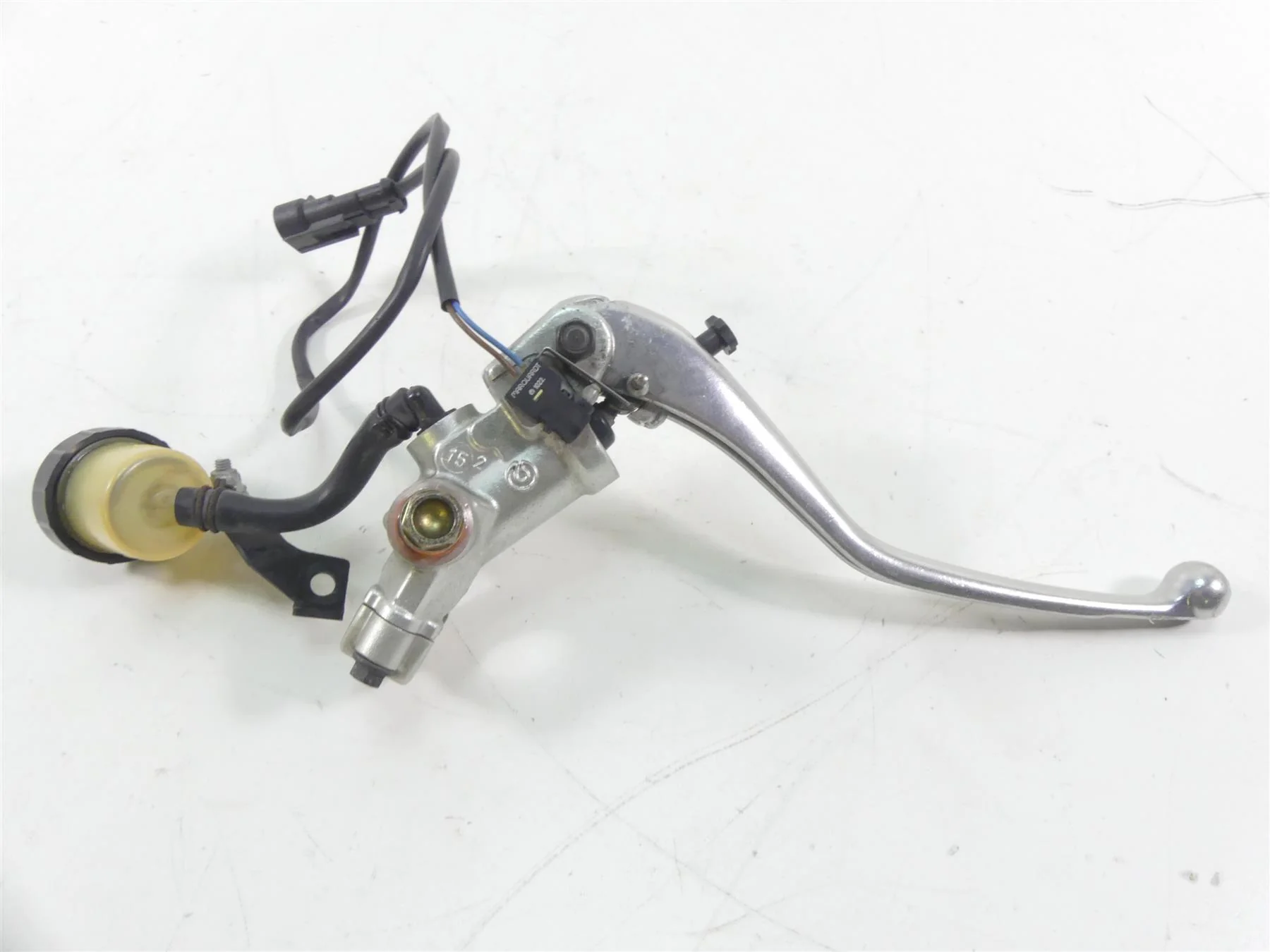 2004 Aprilia RSV1000 R Mille Brembo Clutch Radial Master Cylinder AP8176193 - Image 8
