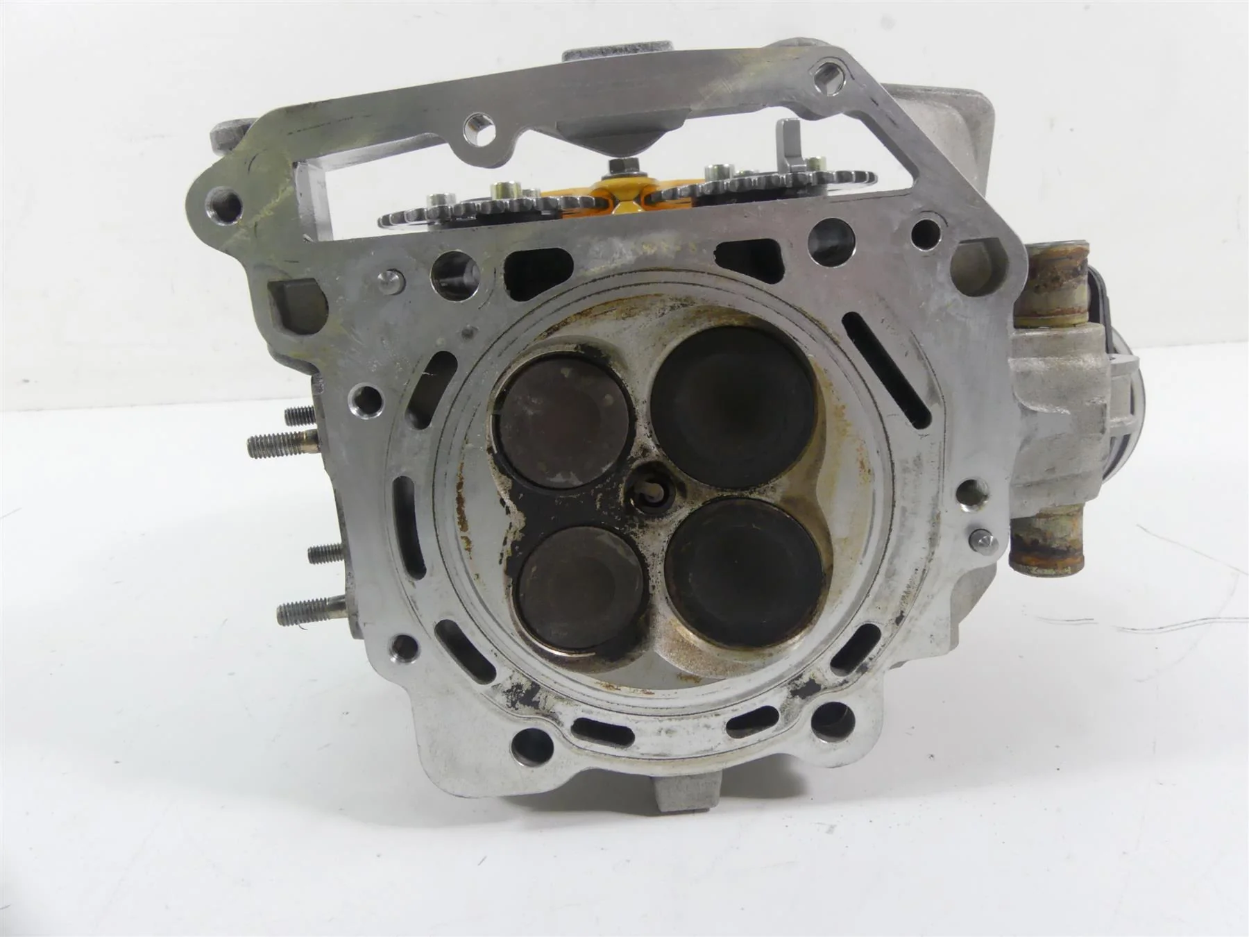 2004 Aprilia RSV1000 R Mille Front Cylinderhead Cylinder Head AP0613465 - Image 2