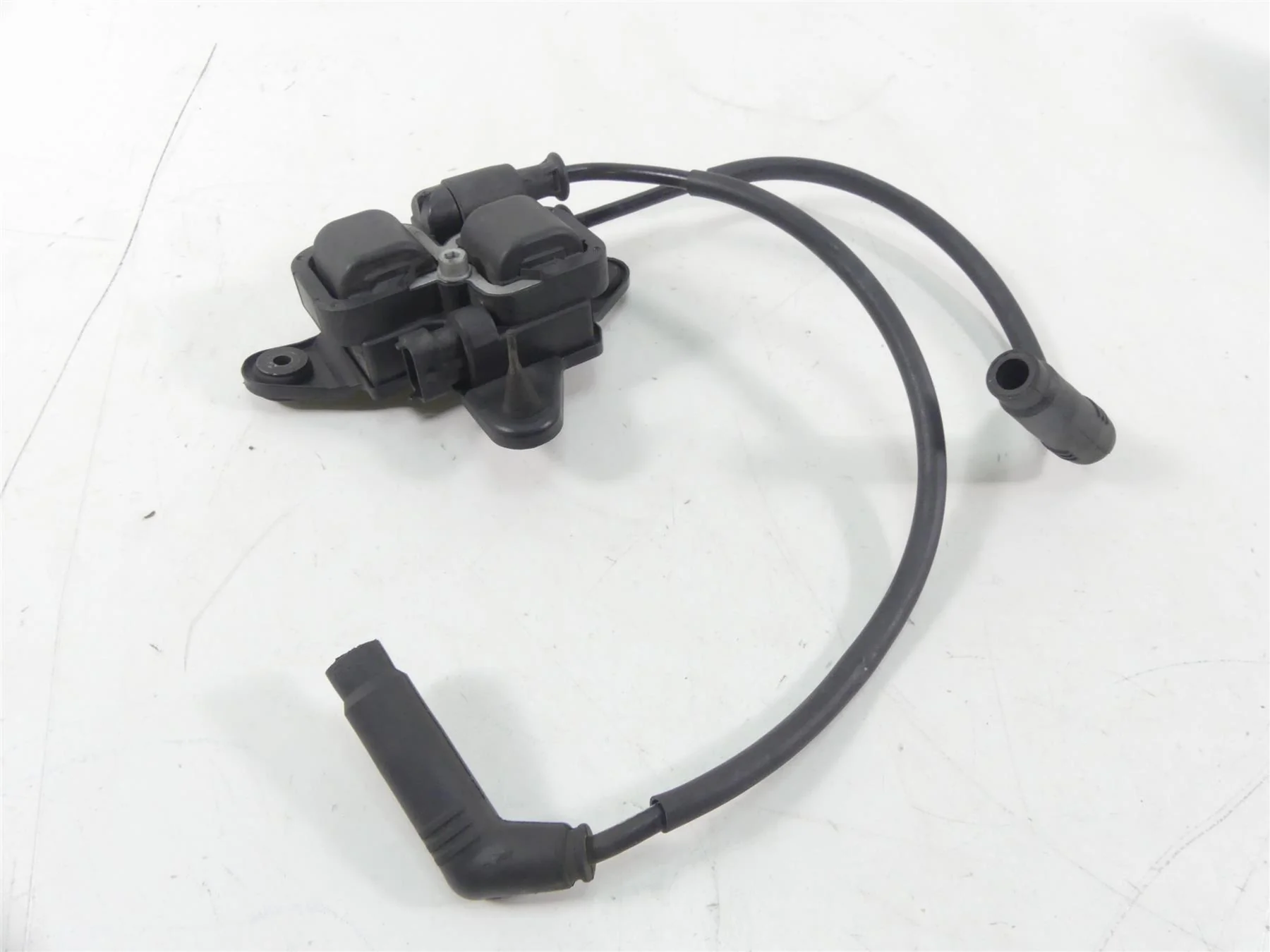 2004 Aprilia RSV1000 R Mille Ignition Coil Wire Plug Set AP0266070 - Image 6