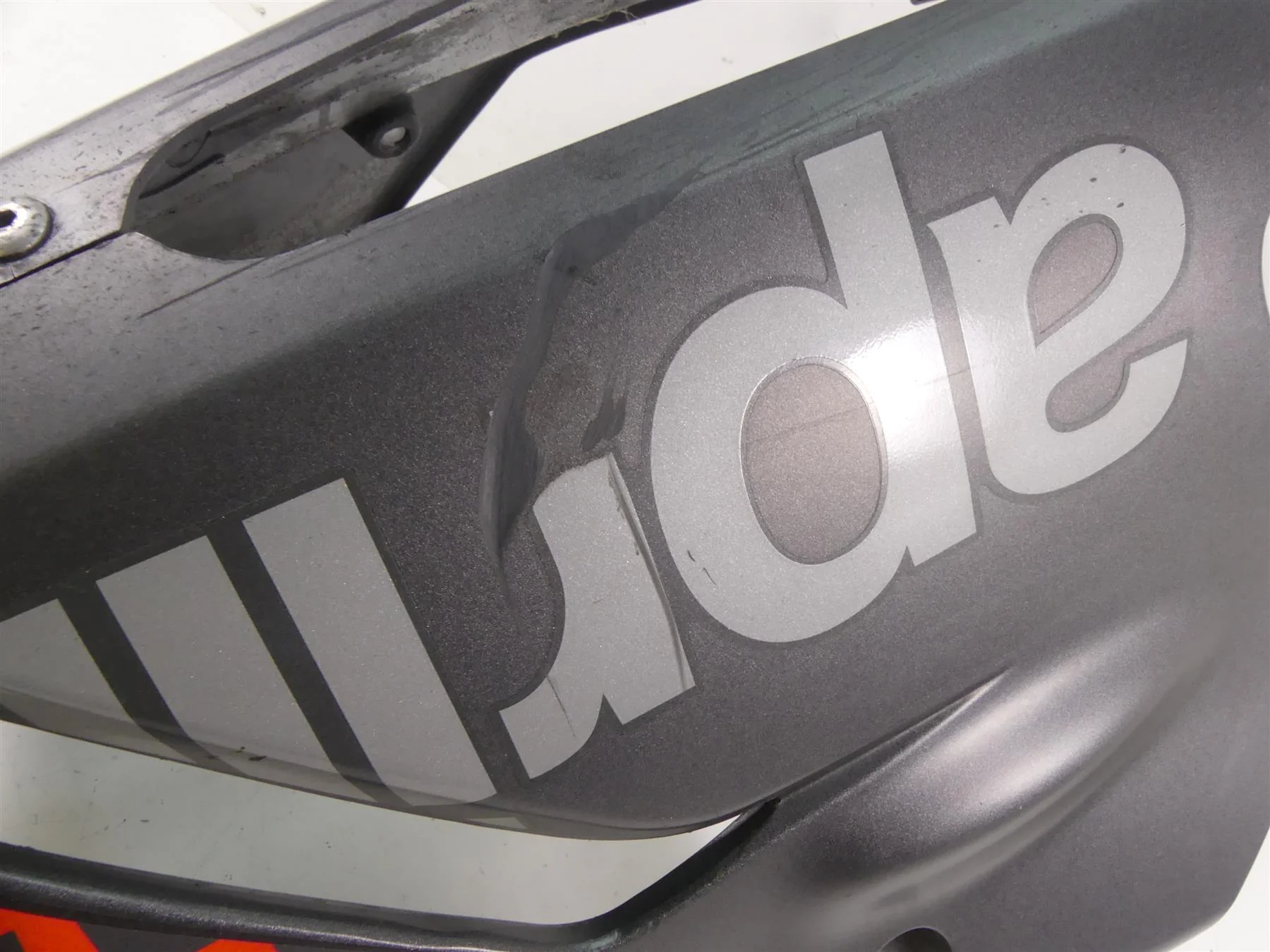 2004 Aprilia RSV1000 R Mille Left Right Belly Fairing Cover Set - Image 11
