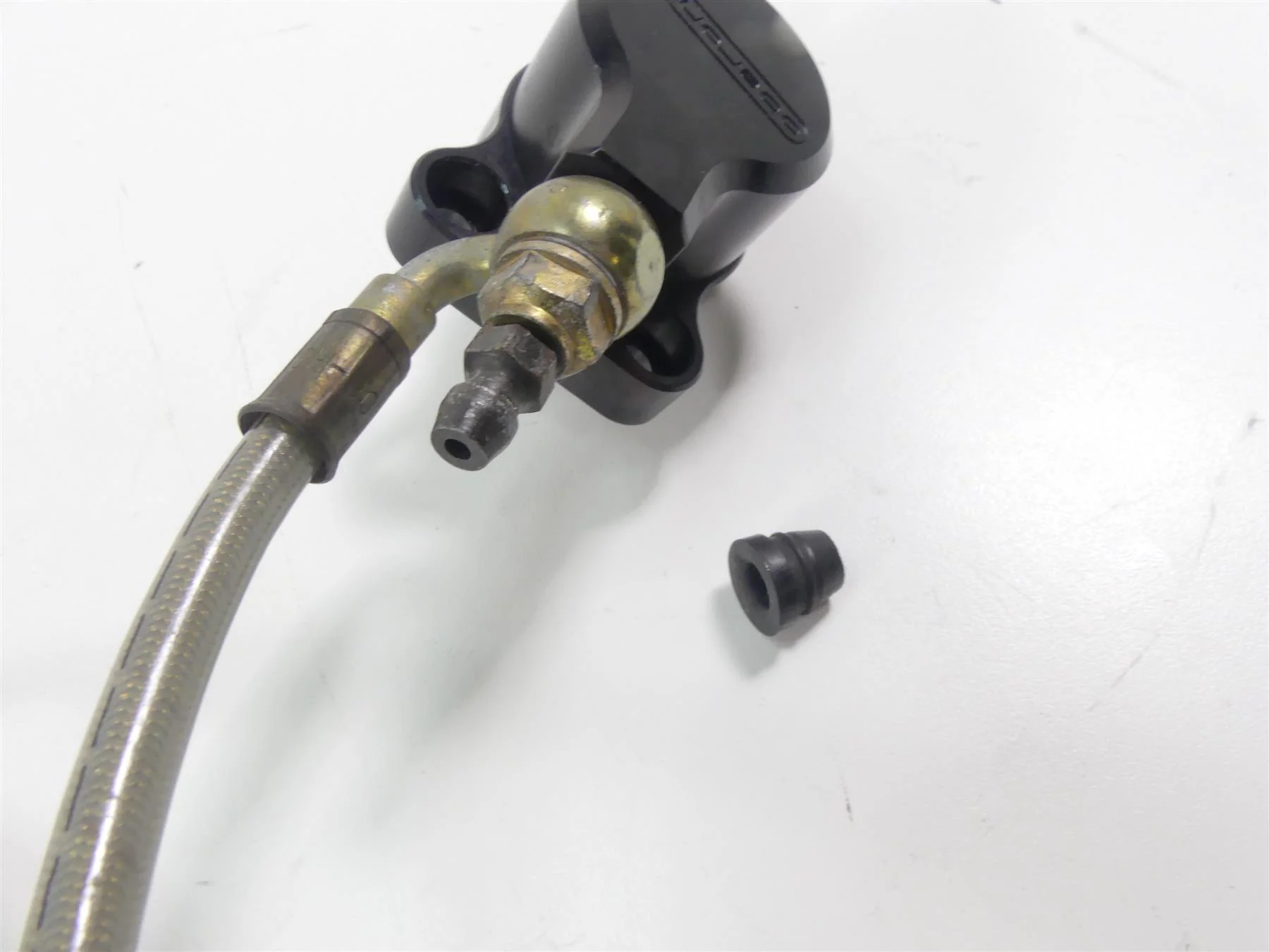 2004 Aprilia RSV1000 R Mille Oberon Clutch Slave Cylinder CLU-0120 - Image 6