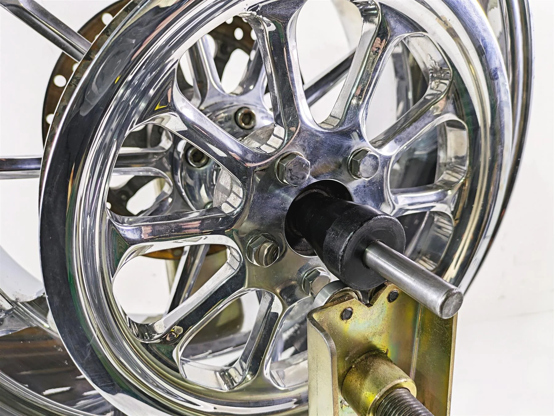 2004 Big Dog Chopper Straight Billet Rear Wheel Rim & Pulley 8.5x18 65T Pulley - Image 4