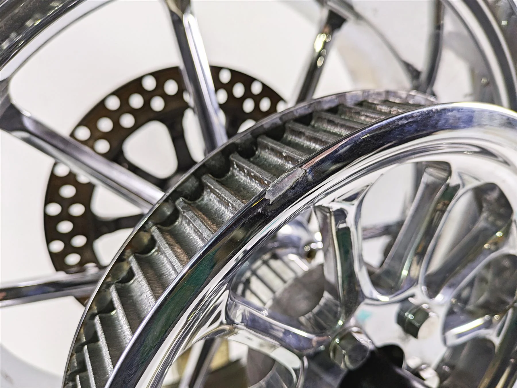 2004 Big Dog Chopper Straight Billet Rear Wheel Rim & Pulley 8.5x18 65T Pulley - Image 5