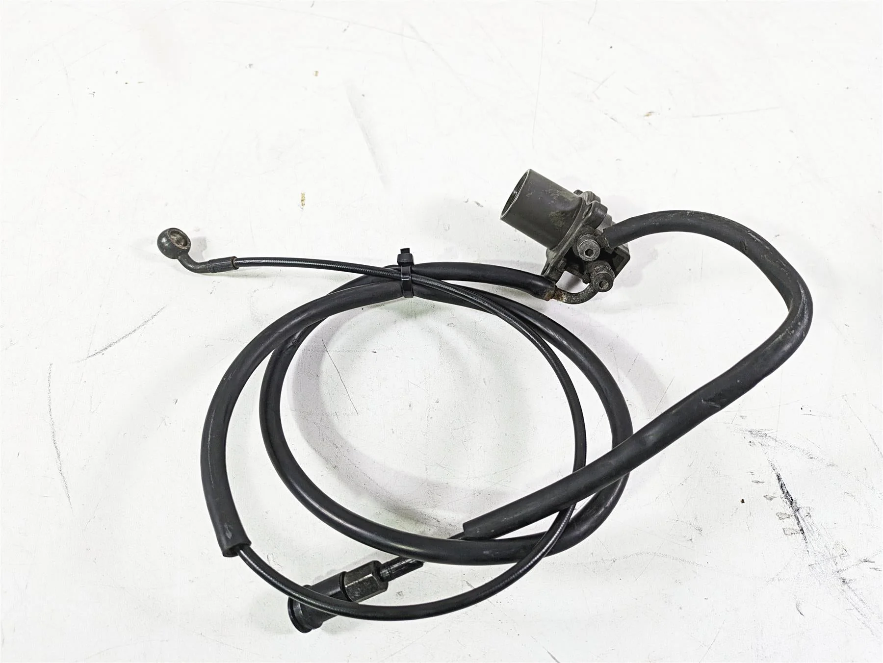 2004 BMW R1150GS R21 24mm Clutch Slave Cylinder & Line 21522335061 - Image 9