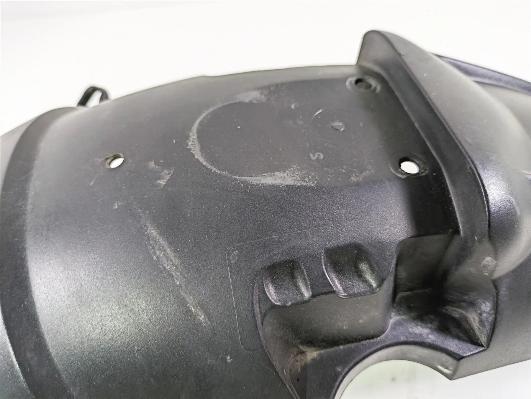 2004 BMW R1150GS R21 Front Lower Fender Mud Guard 46612328682 - Image 6