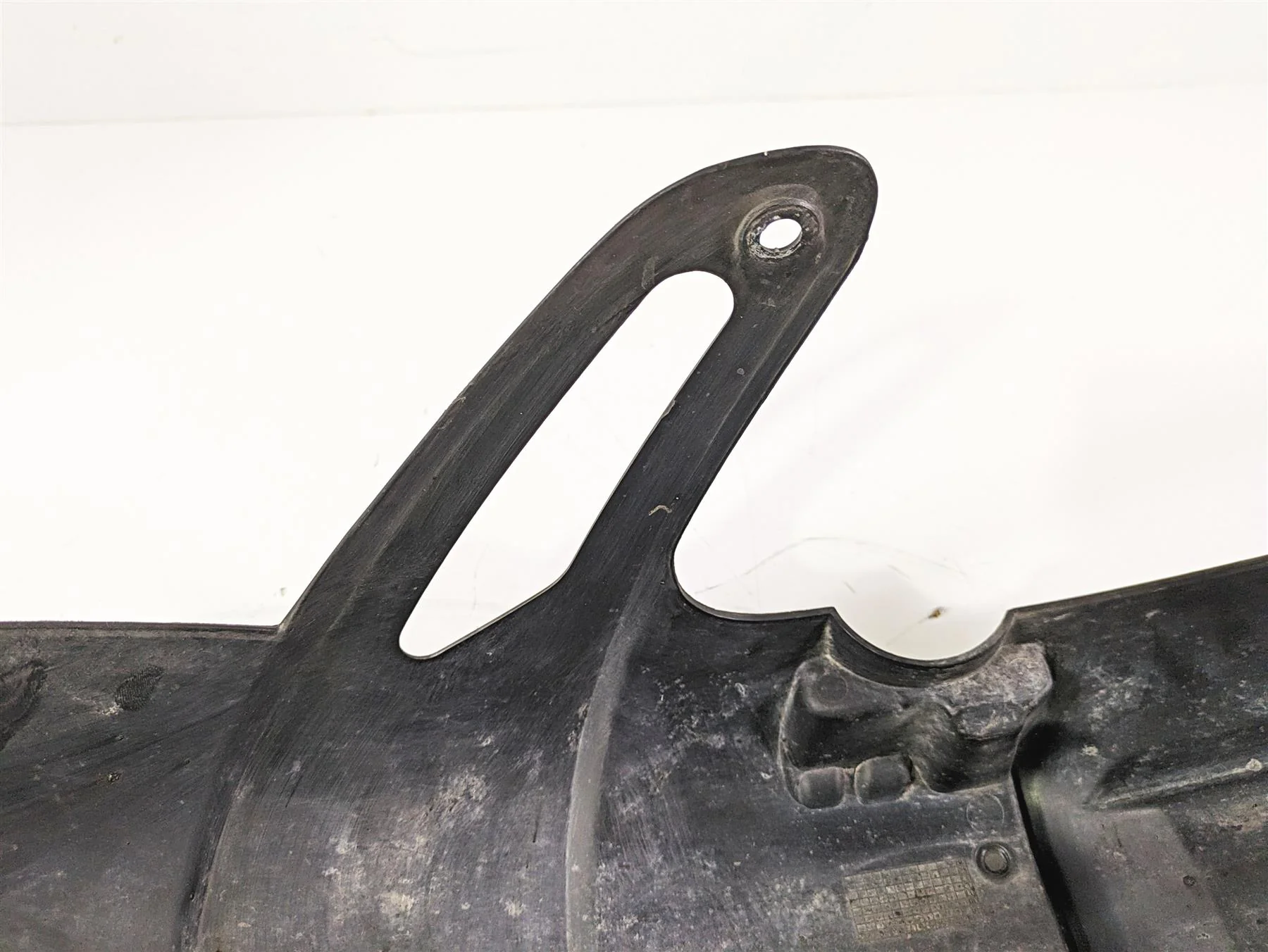 2004 BMW R1150GS R21 Front Lower Fender Mud Guard 46612328682 - Image 9
