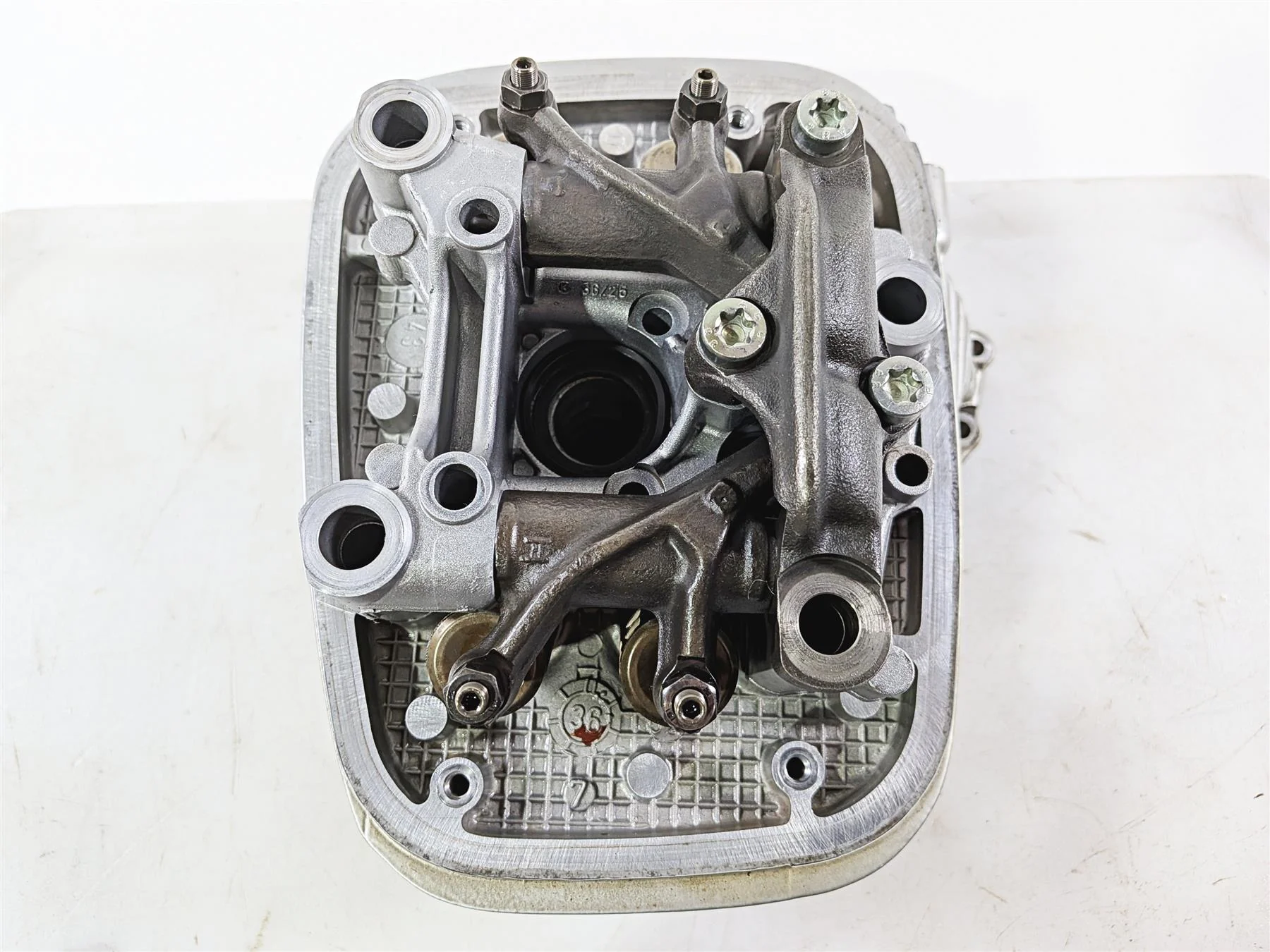 2004 BMW R1150GS R21 Left Cylinderhead Cylinder Head - Good Compression 7670533 - Image 6