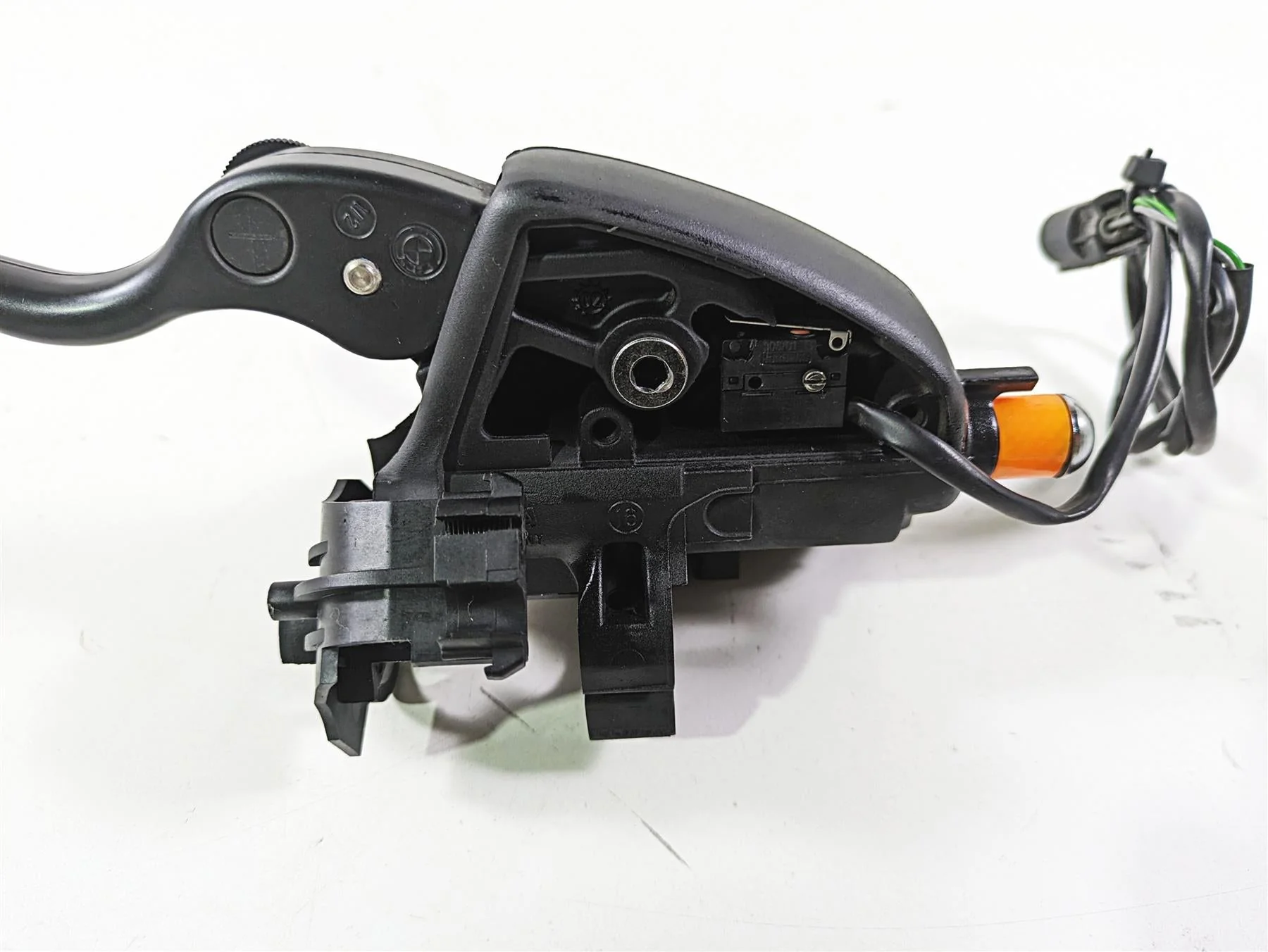 2004 BMW R1150GS R21 Magura Front Brake Master Cylinder 32727710201 - Image 9