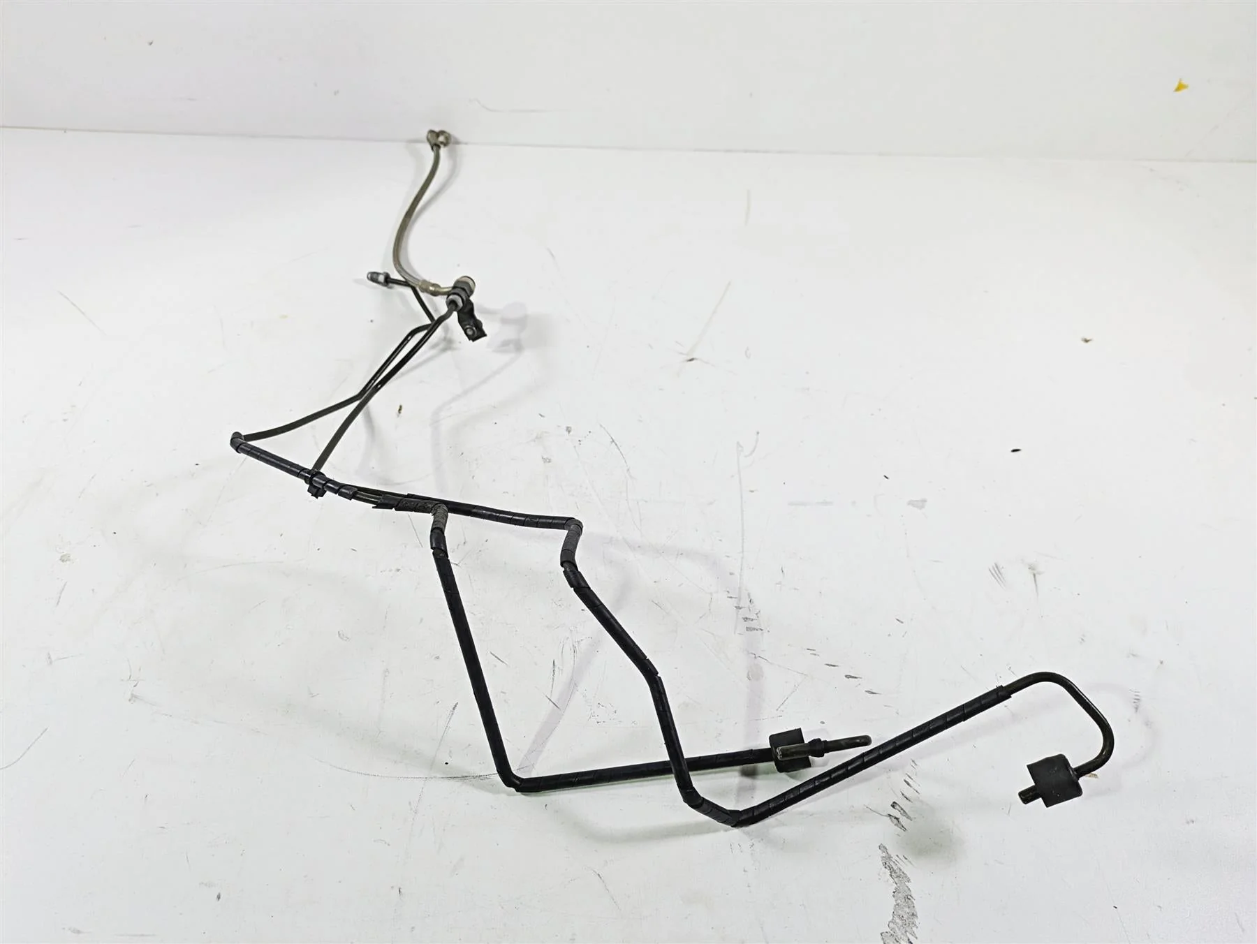 2004 BMW R1150GS R21 Rear Abs Brake Line Hose Set 34327651363 - Image 2