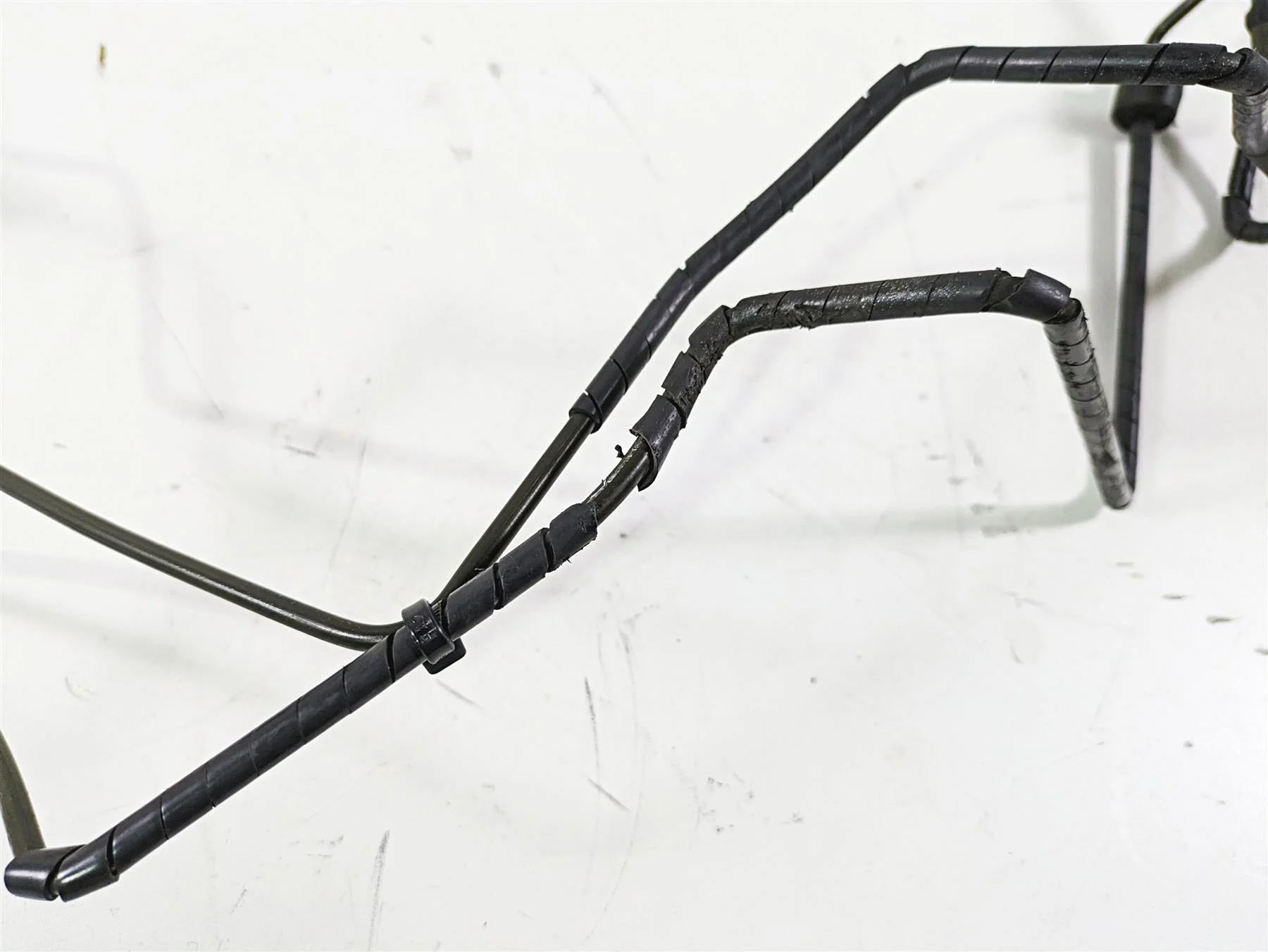 2004 BMW R1150GS R21 Rear Abs Brake Line Hose Set 34327651363 - Image 5