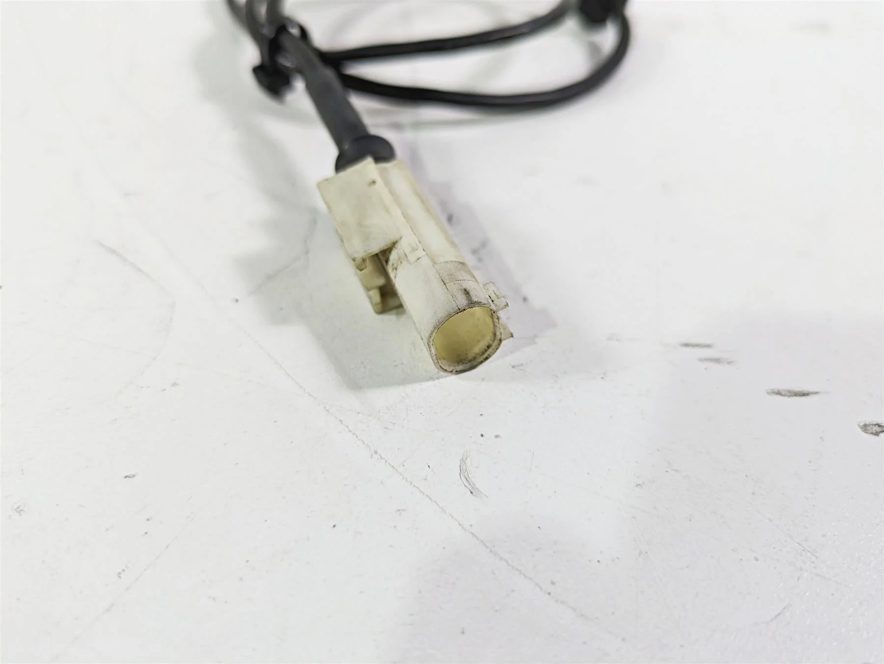 2004 BMW R1150GS R21 Rear Abs Brake Wheel Speed Sensor 34327670028 - Image 11