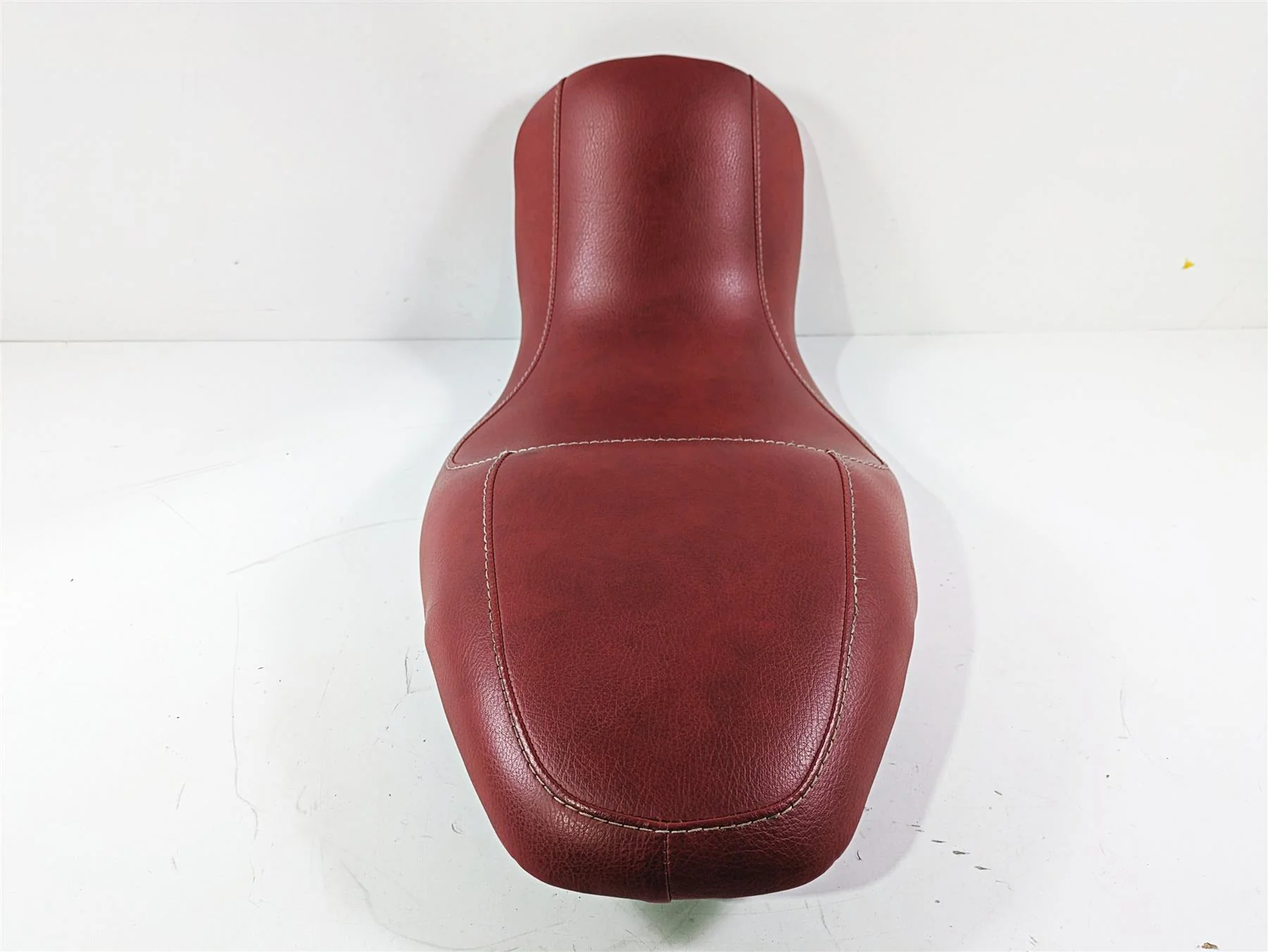2004 BMW R1150GS R21 Red Dual Seat Saddle With Silver Stitch 7664399 - Image 12