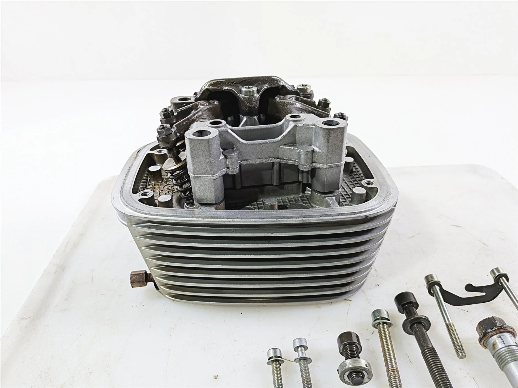 2004 BMW R1150GS R21 Right Cylinderhead Cylinder Head - Good Compression 7670534 - Image 4