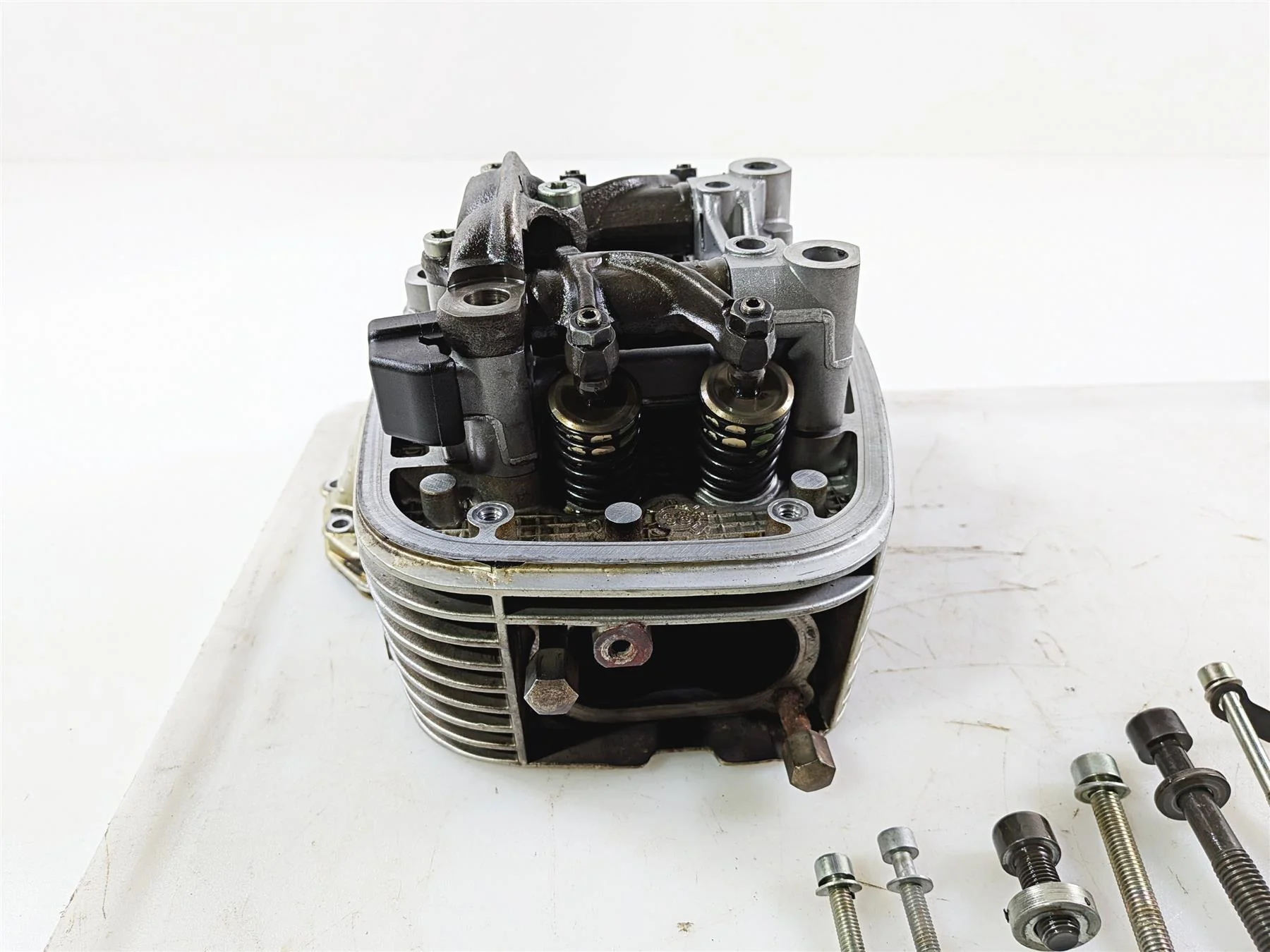 2004 BMW R1150GS R21 Right Cylinderhead Cylinder Head - Good Compression 7670534 - Image 5