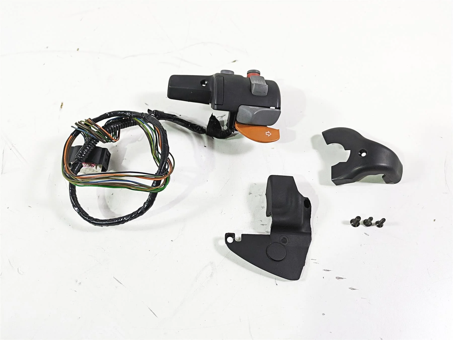 2004 BMW R1150GS R21 Right Hand Control Switch Grip Heater Start Kill 7675330