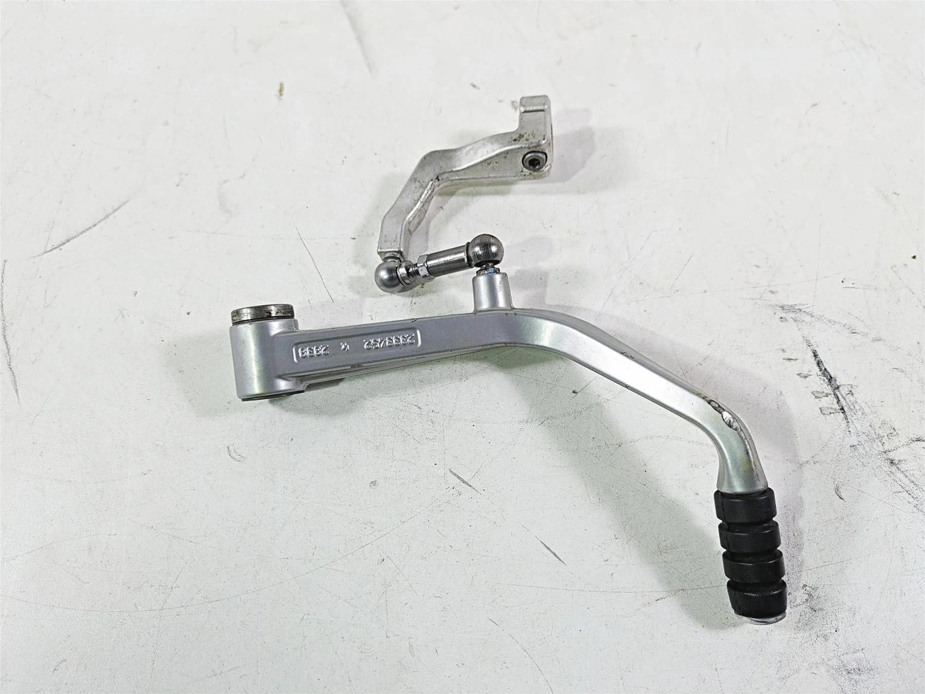 2004 BMW R1150GS R21 Shifter Shift Lever & Linkage 2333452 23007653994 - Image 3