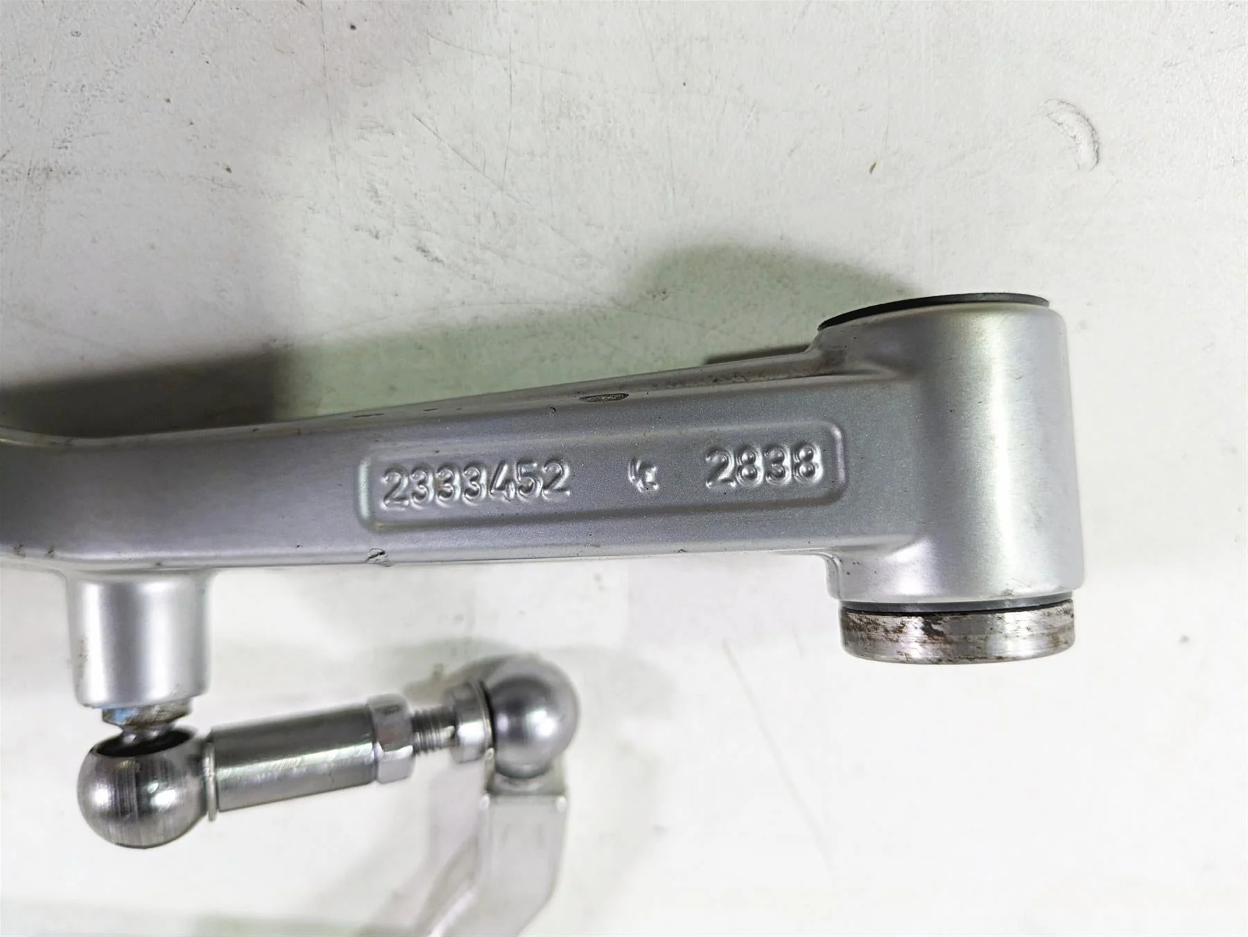 2004 BMW R1150GS R21 Shifter Shift Lever & Linkage 2333452 23007653994 - Image 4