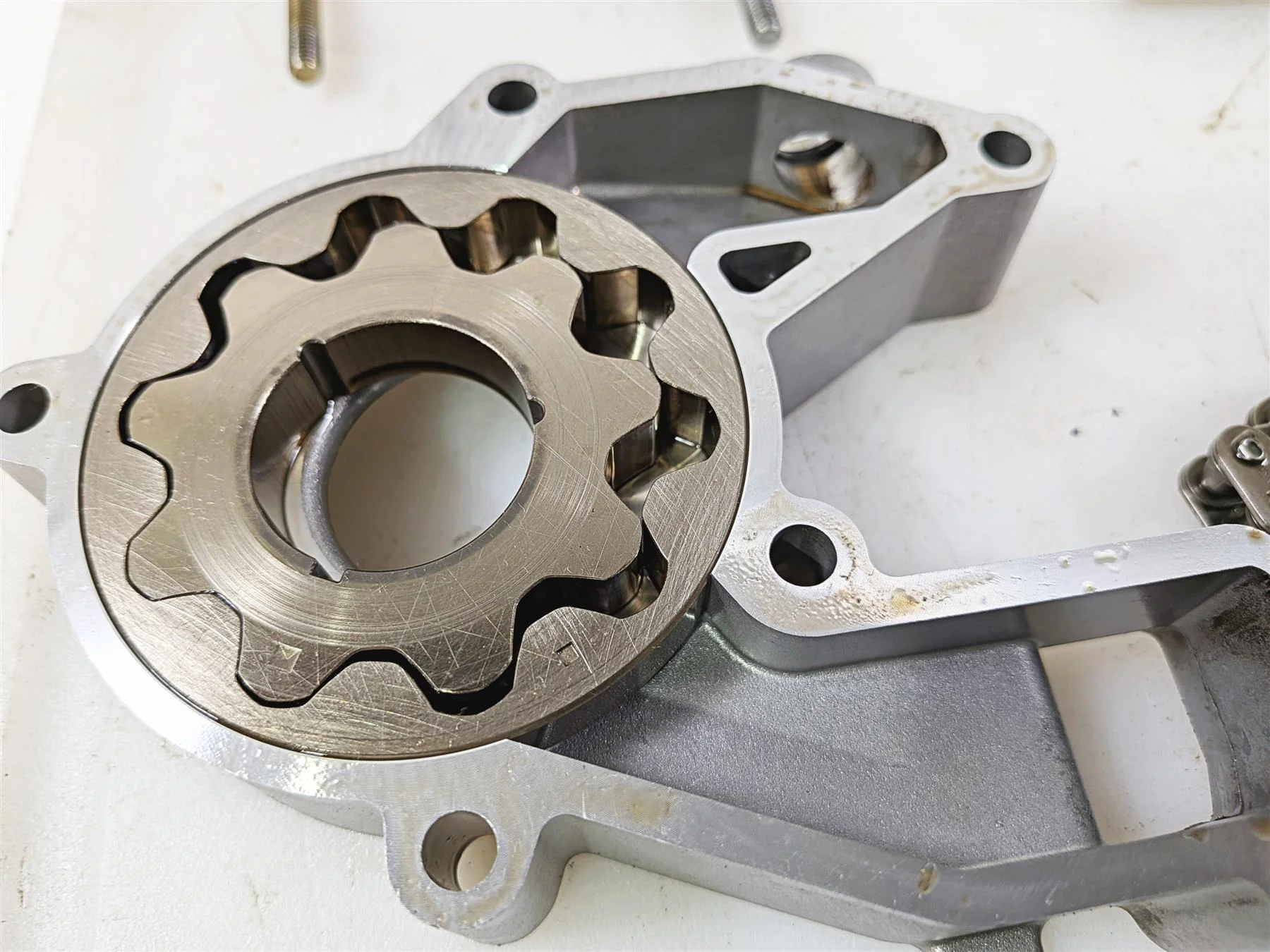 2004 BMW R1150GS R21 Timing Gear & Chain Mount Tensioner 11311340671 - Image 10