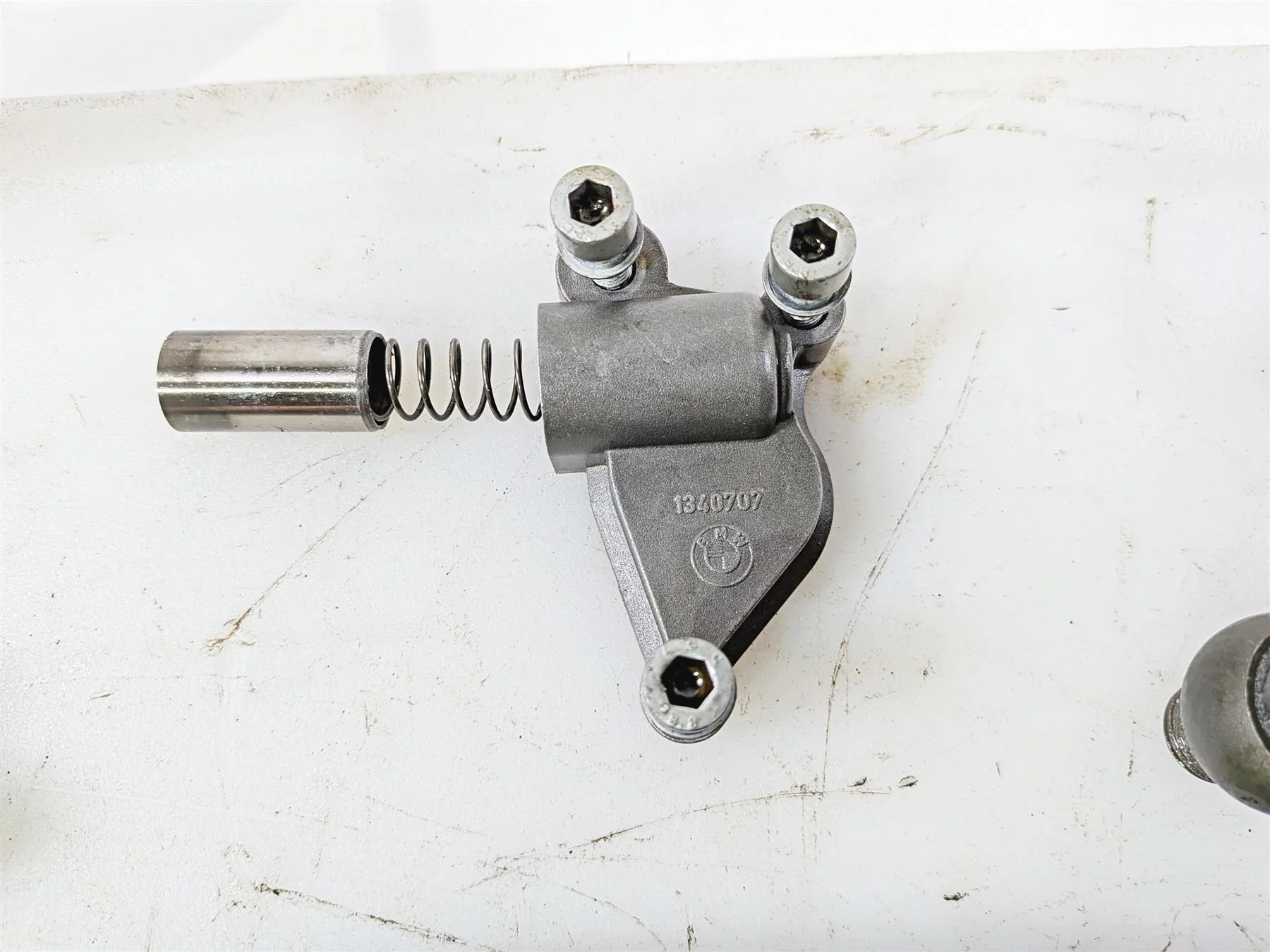 2004 BMW R1150GS R21 Timing Gear & Chain Mount Tensioner 11311340671 - Image 7