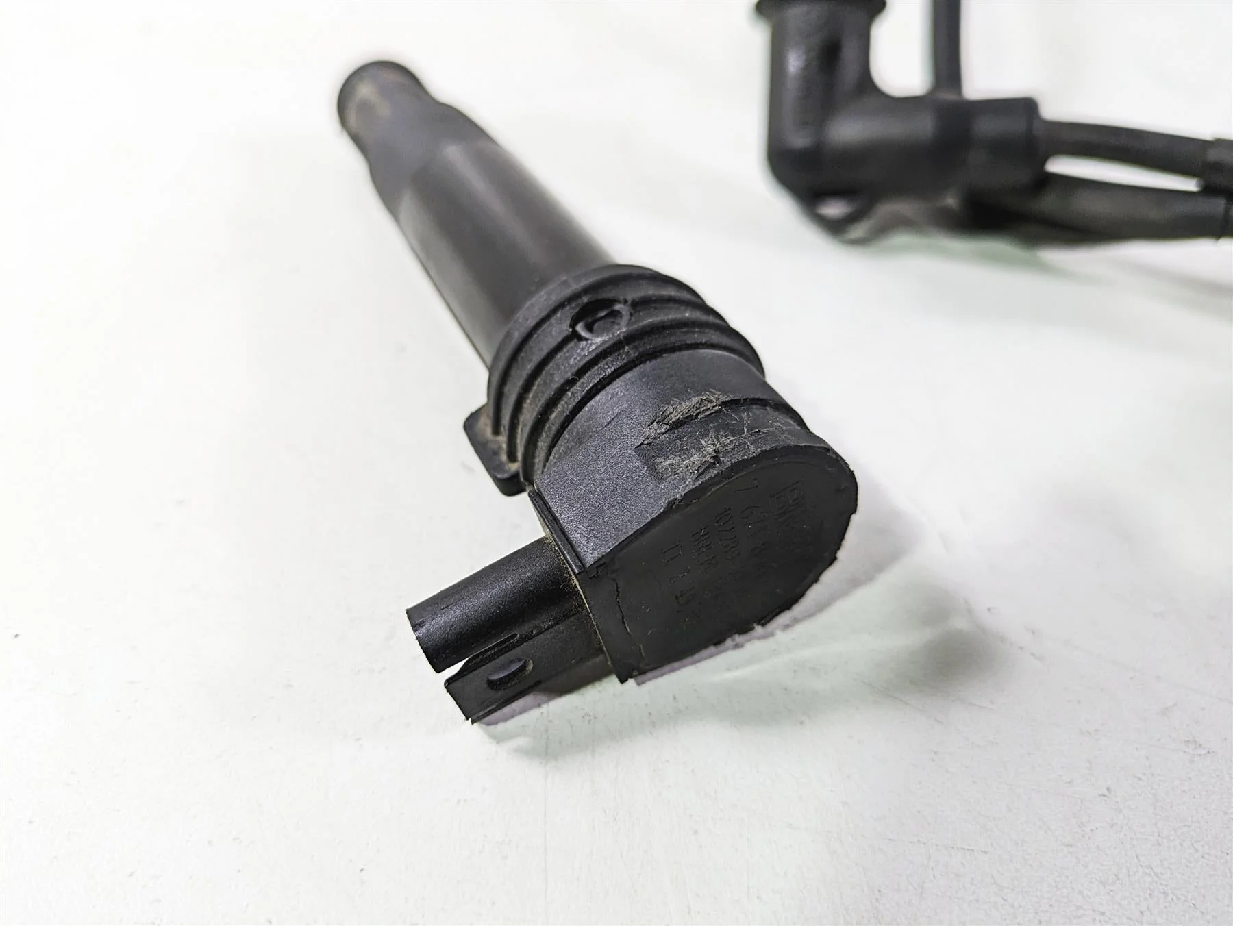2004 BMW R1150GS R21 Twin Spark Ignition Coil Set 12137671712 12137715853 - Image 7