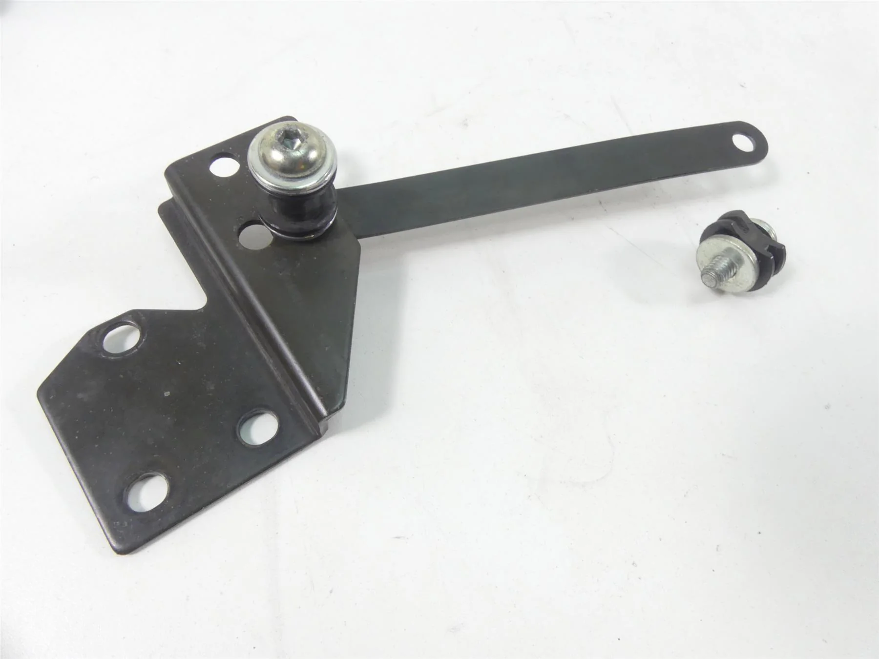 2004 Harley FLHTC SE CVO Electra Glide Backrest Mount Holder Set 53758-96C - Image 7