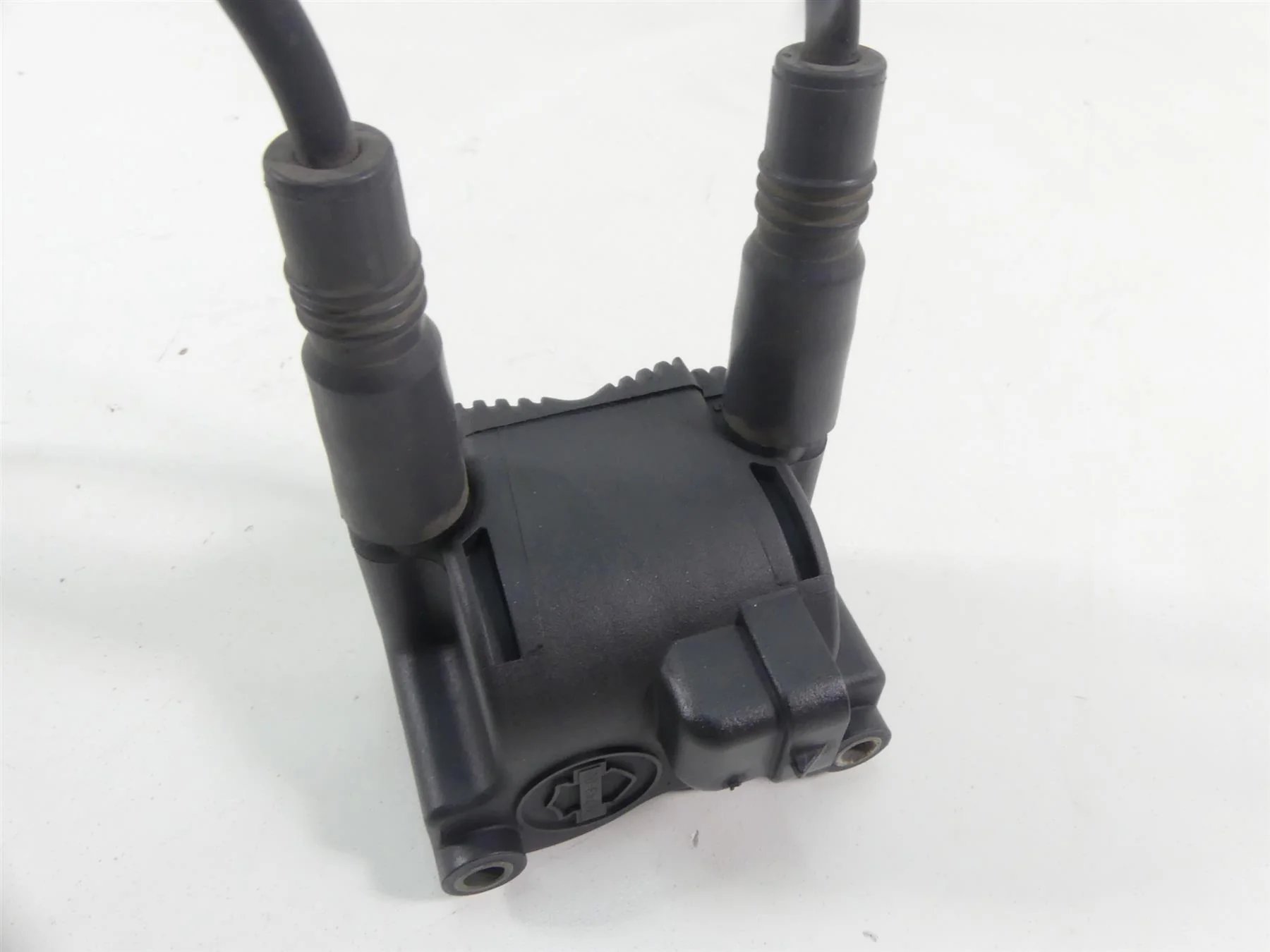 2004 Harley FLHTC SE CVO Electra Glide Delphi Ignition Coil 31743-01 - Image 3