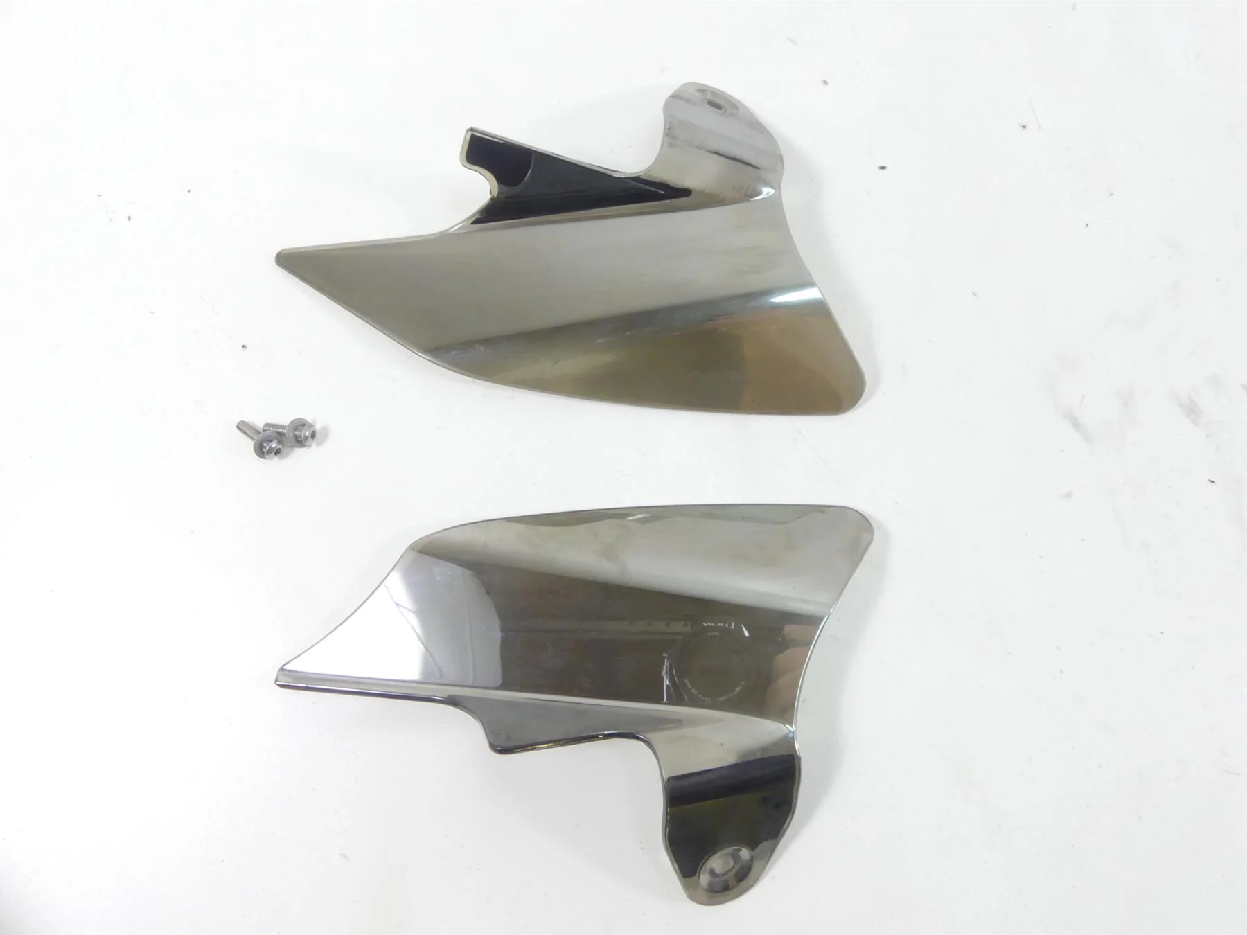 2004 Harley FLHTC SE CVO Electra Glide Frame Infill Cover Fairing Set - Image 2