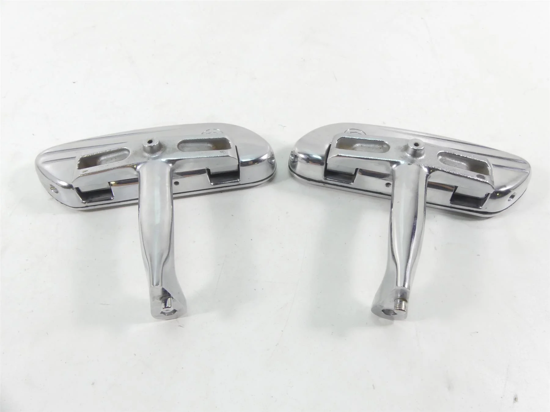2004 Harley FLHTC SE CVO Electra Glide Rear Chrome Floorboard Set 47373-04 - Image 5