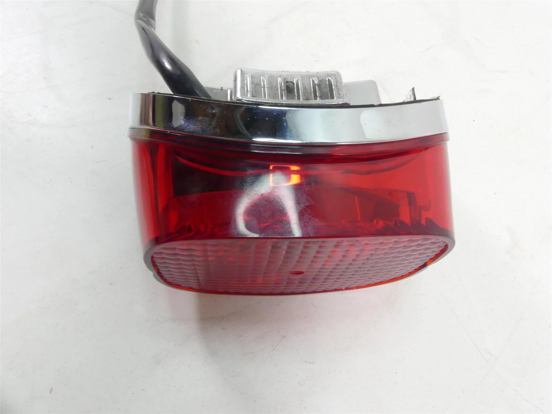2004 Harley FLHTC SE CVO Electra Glide Tail Light Taillight & Wiring 68140-04 - Image 6