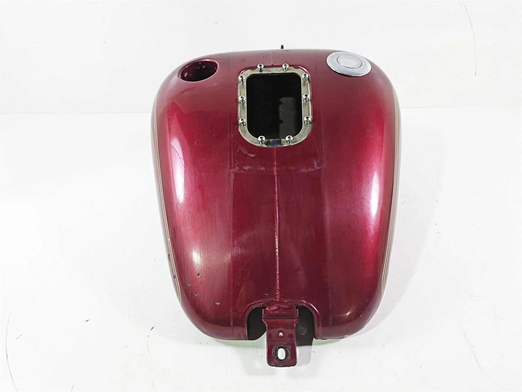 2004 Harley FLSTCI Softail Heritage Fuel Gas Petrol Tank - Small Dents 61625-01E - Image 3